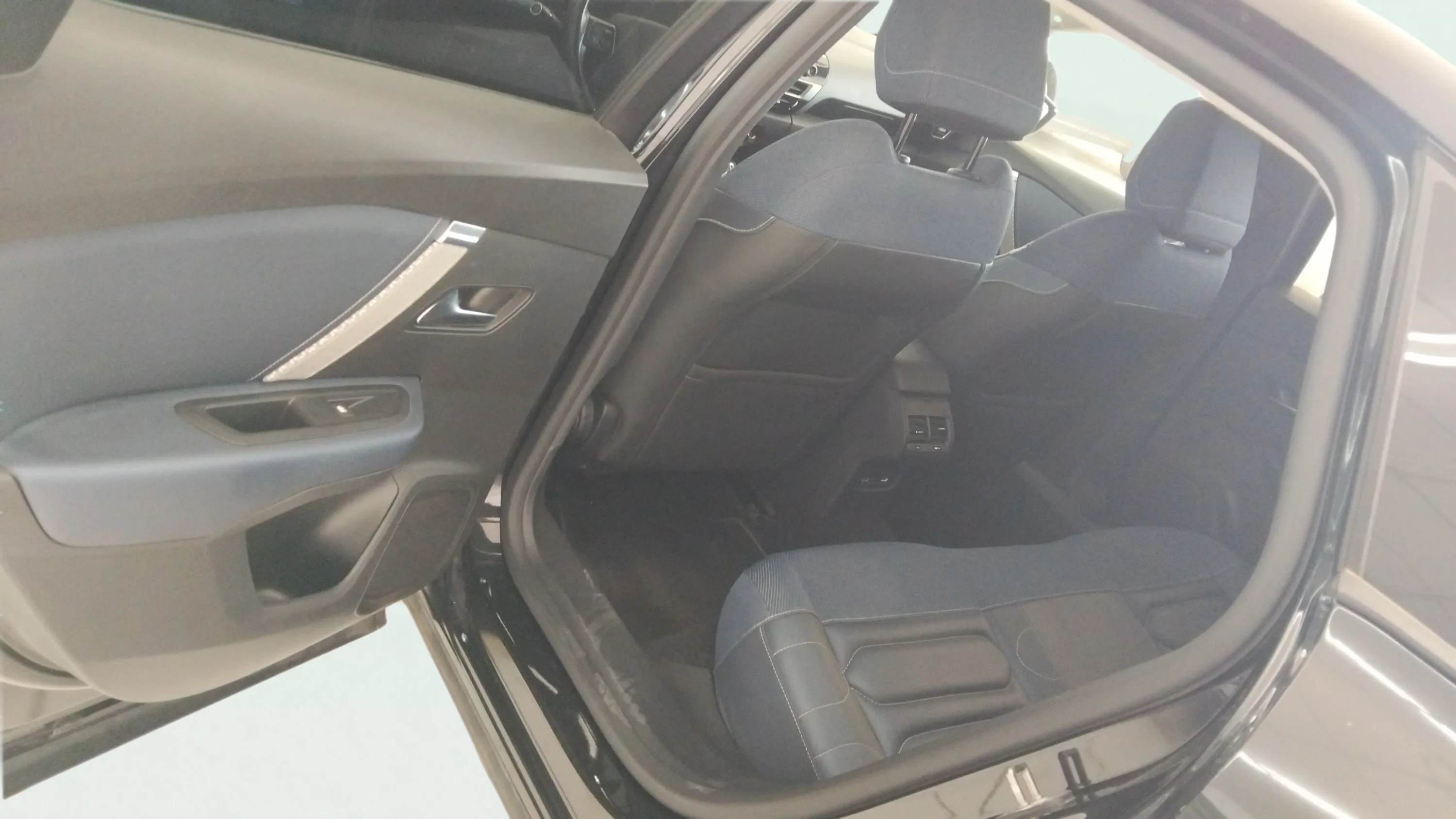 Citroën C4 PureTech 130 Feel - foto 8