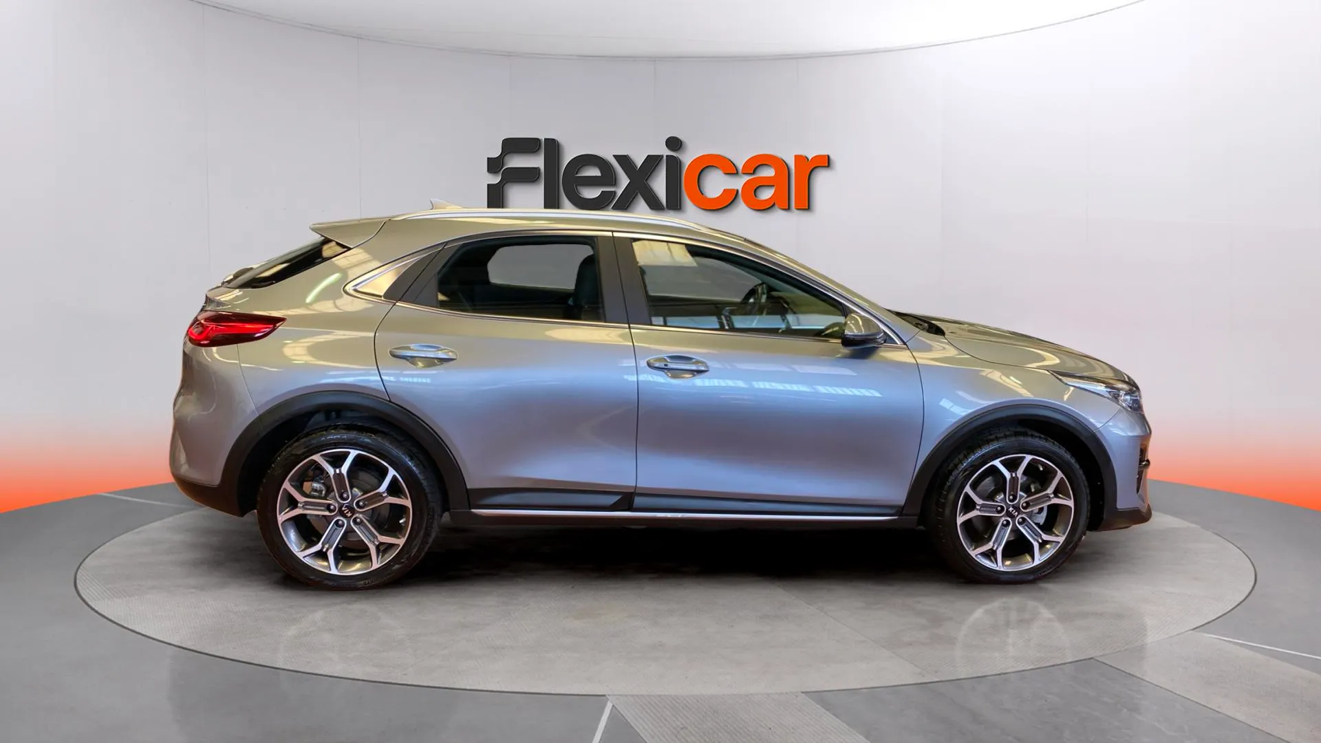 Kia XCeed 1.6 GDi PHEV eDrive - foto 8