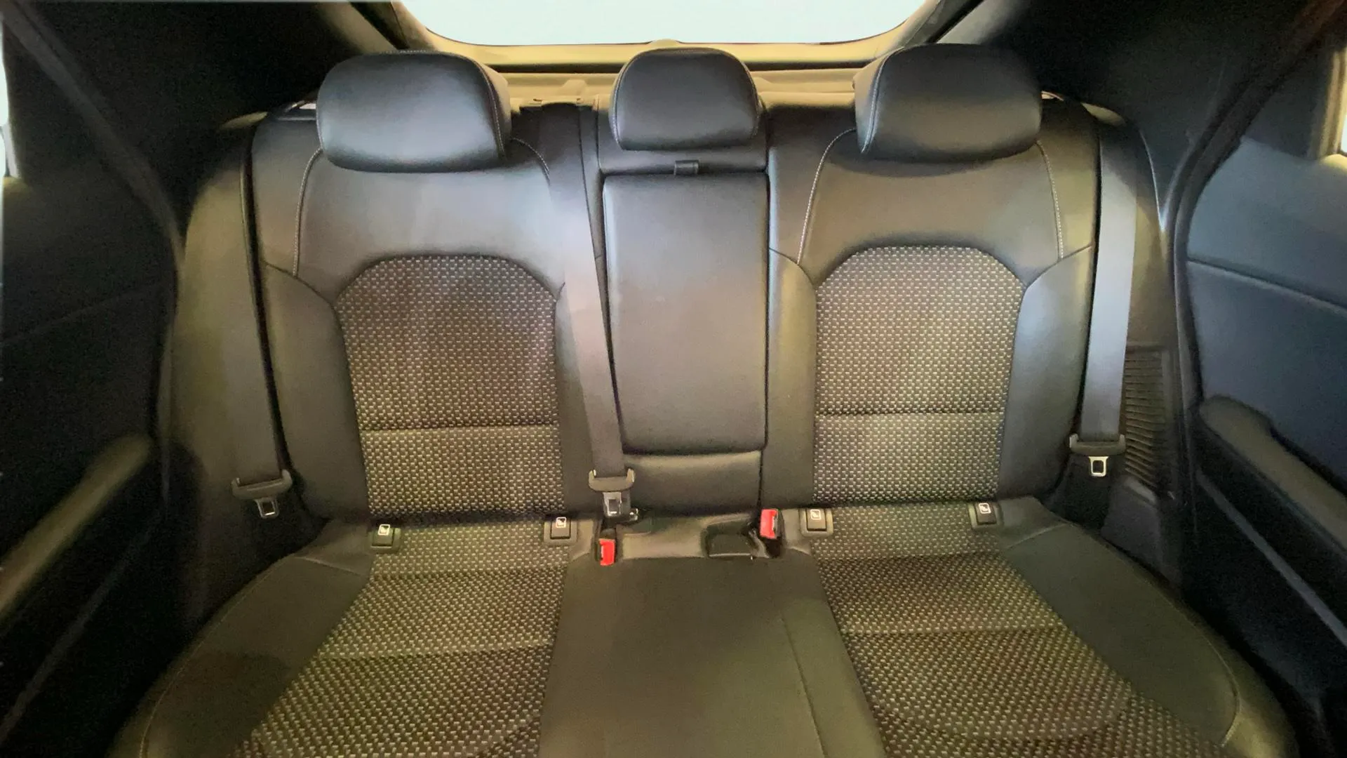 Kia XCeed 1.6 GDi PHEV eDrive - foto 14