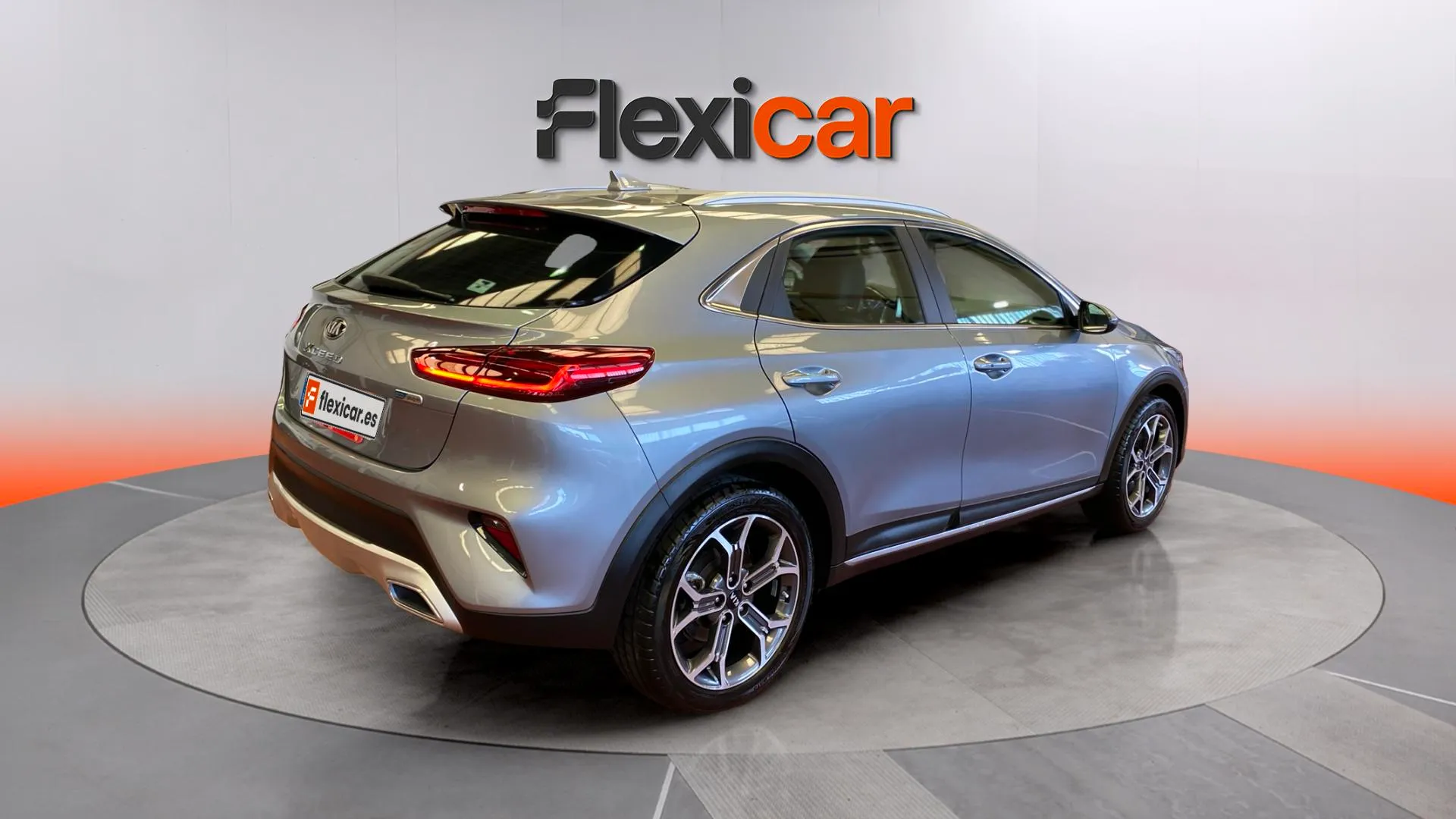 Kia XCeed 1.6 GDi PHEV eDrive - foto 7