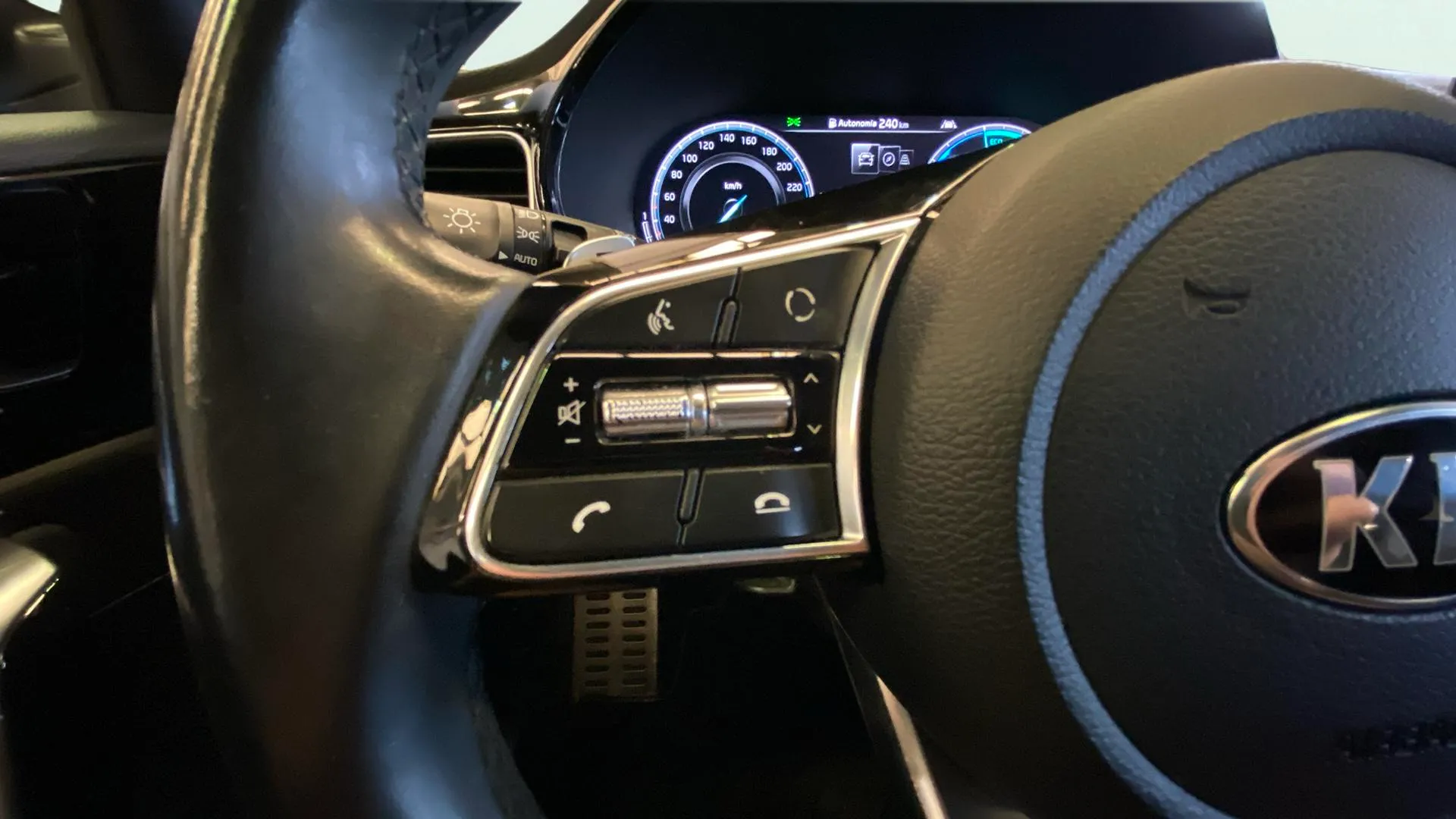 Kia XCeed 1.6 GDi PHEV eDrive - foto 19