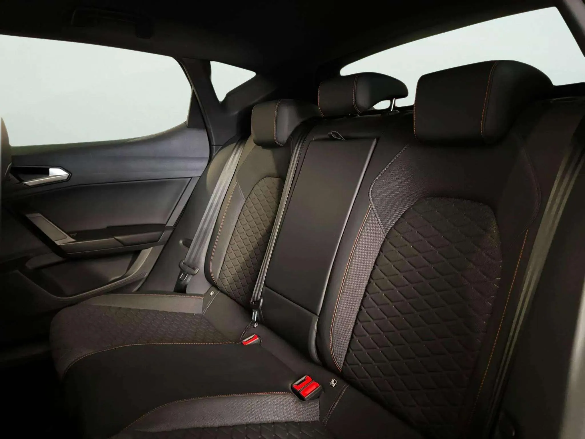 SEAT León 1.5 TSI FR 25 Aniversario - foto 12