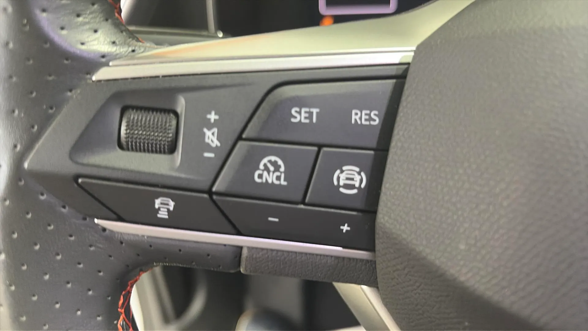 SEAT León 1.5 TSI FR 25 Aniversario - foto 19