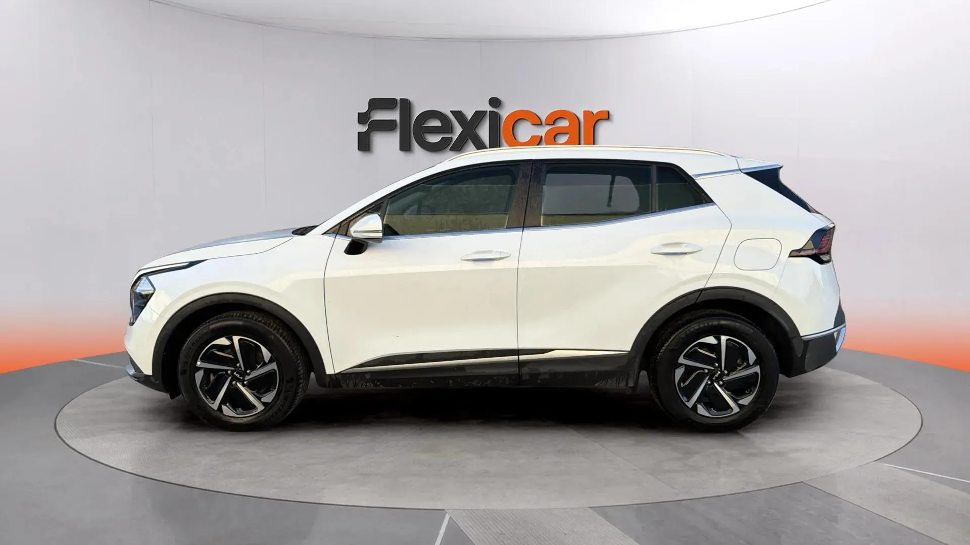 Kia Sportage 1.6 T-GDi HEV Drive 4x2 - foto 6