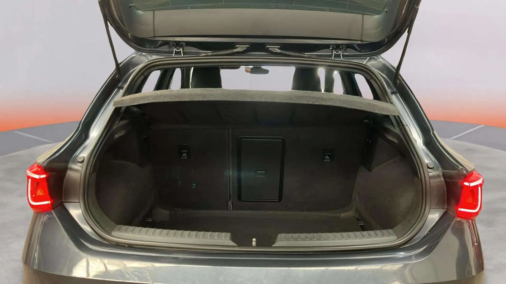 SEAT León 1.5 TSI FR 25 Aniversario - foto 16