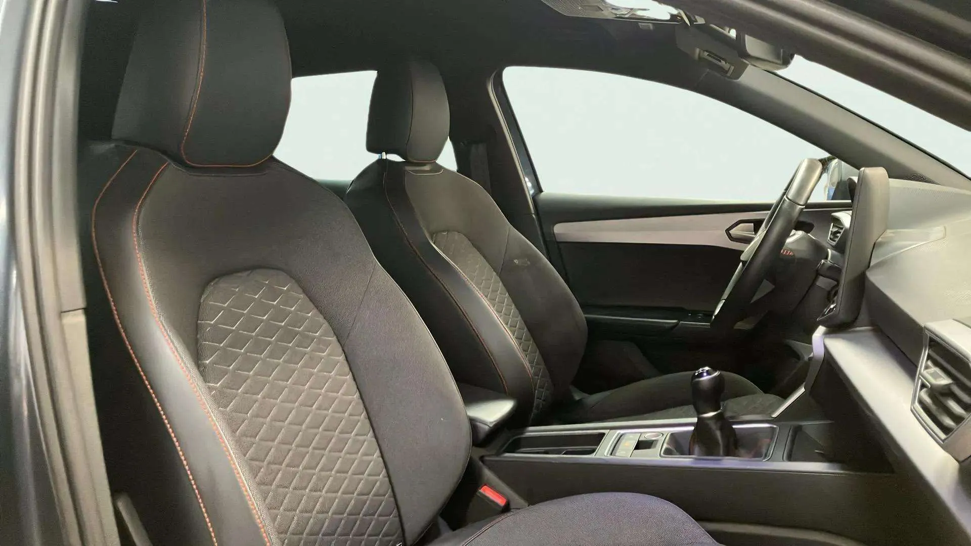 SEAT León 1.5 TSI FR 25 Aniversario - foto 15