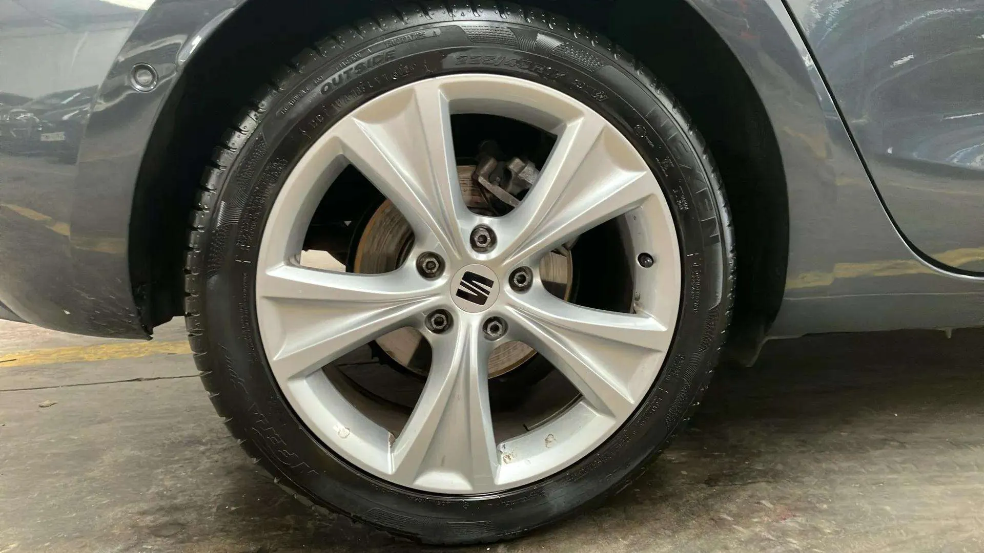 SEAT León 1.5 TSI FR 25 Aniversario - foto 23