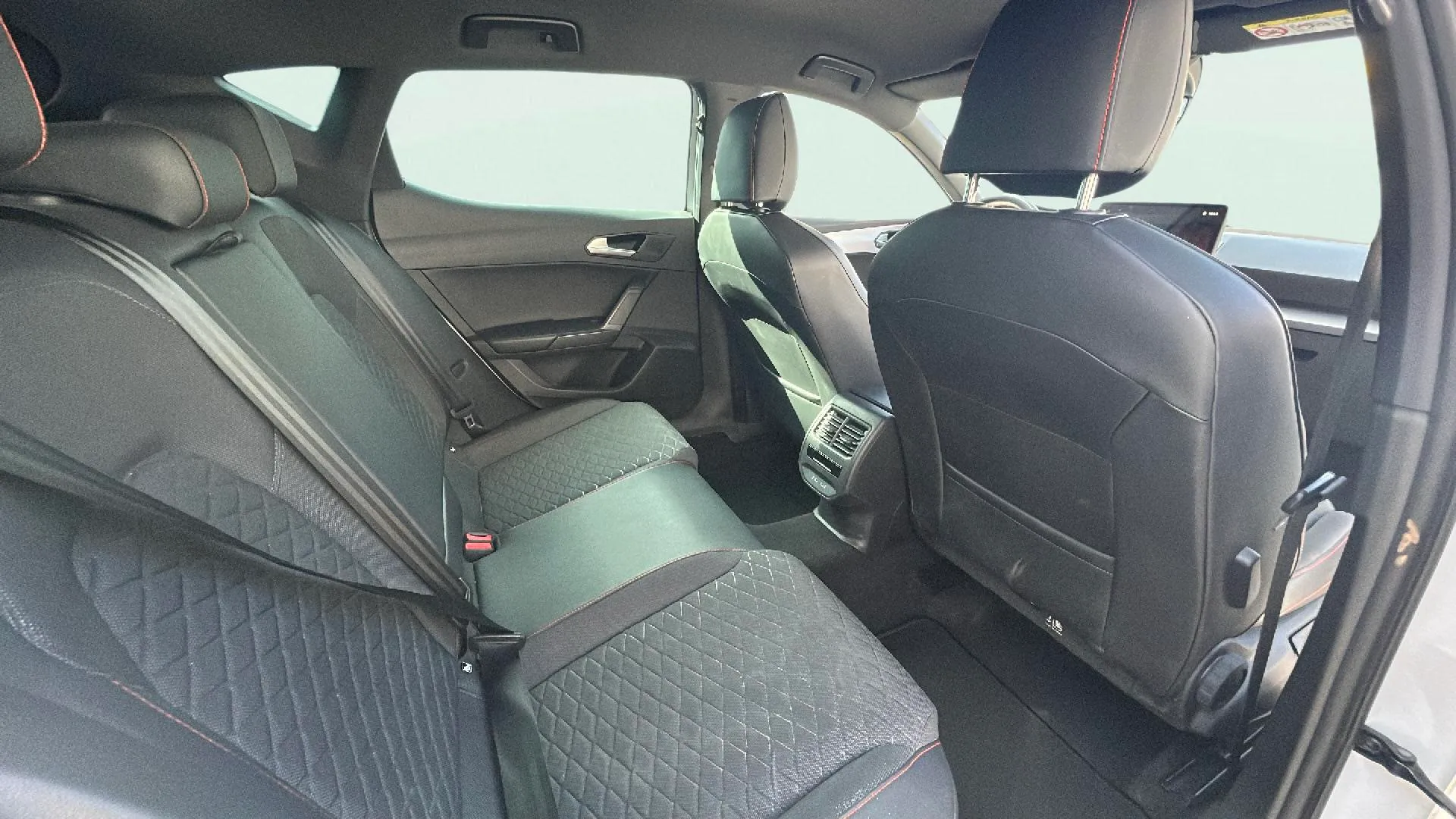 SEAT León 1.5 TSI FR 25 Aniversario - foto 19