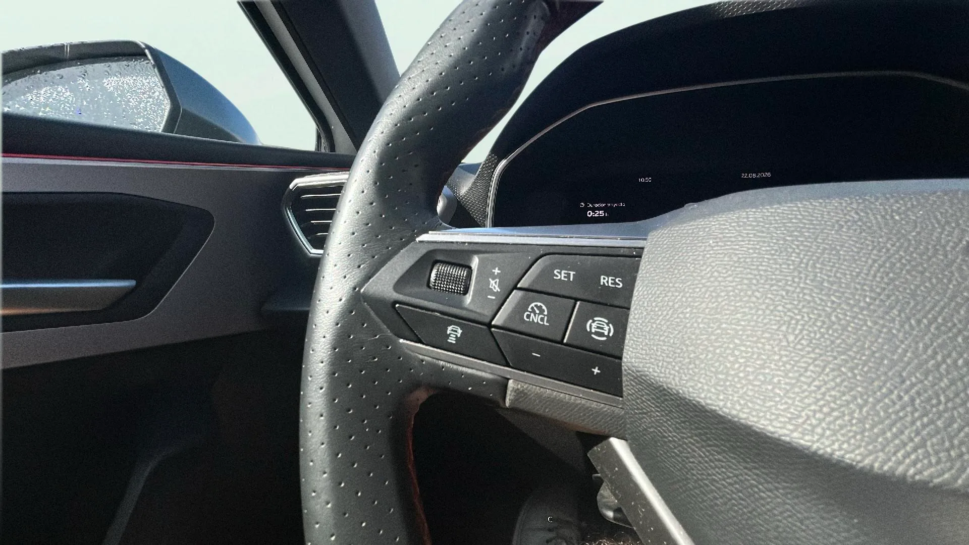 SEAT León 1.5 TSI FR 25 Aniversario - foto 14