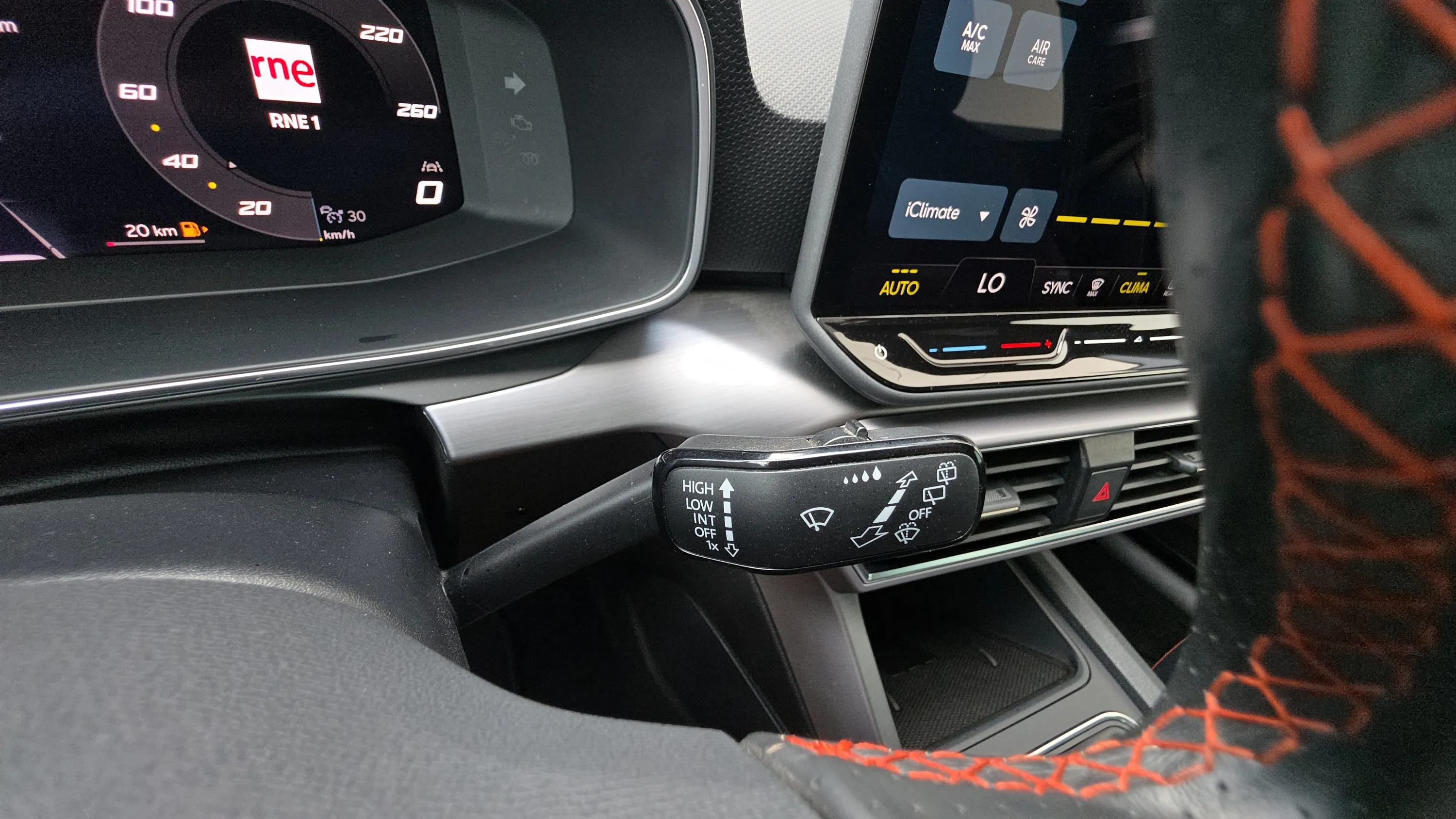 SEAT León 1.5 TSI FR 75 Aniversario - foto 21
