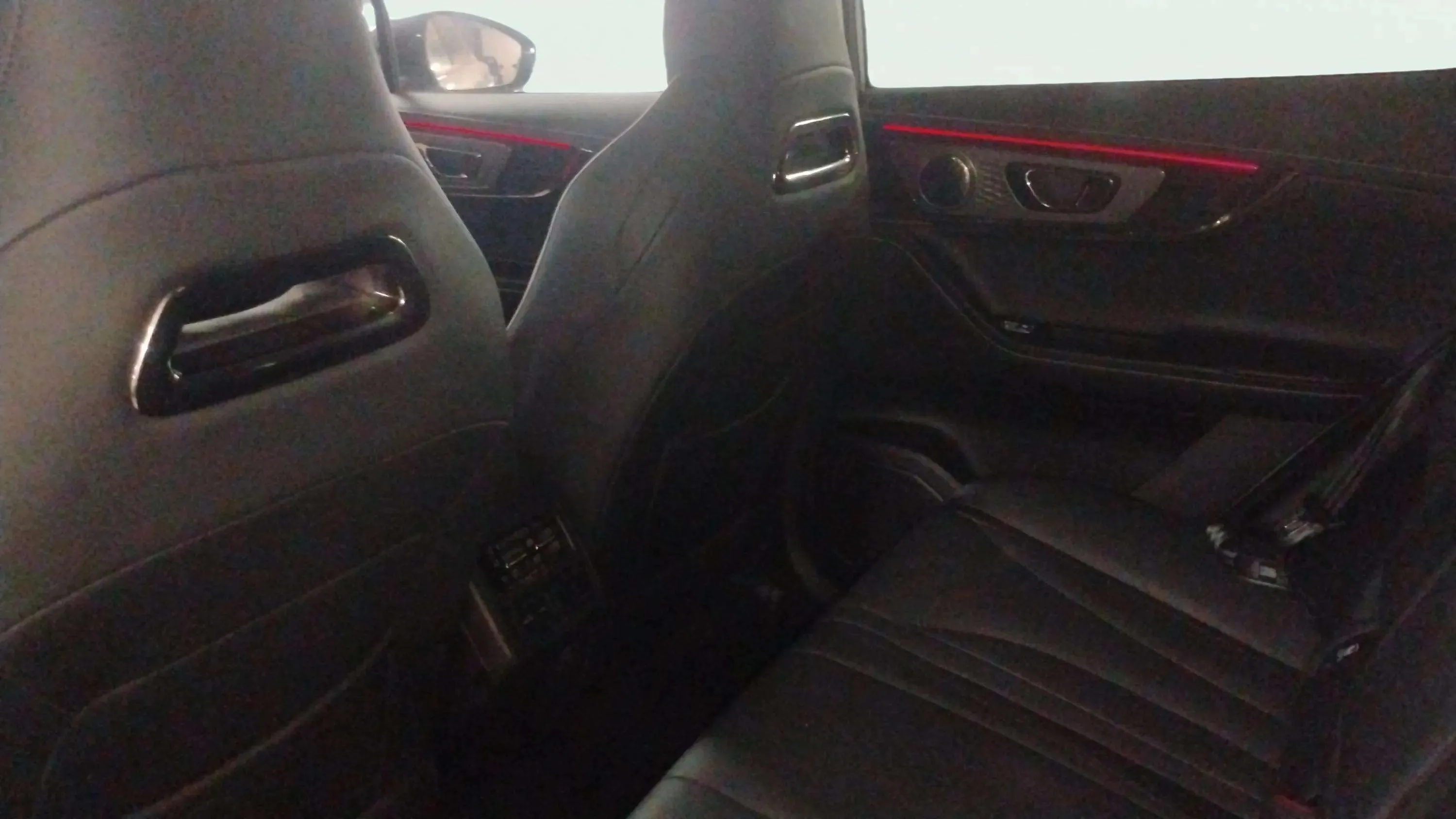 Omoda 5 Premium 1.6 T-GDi - foto 12