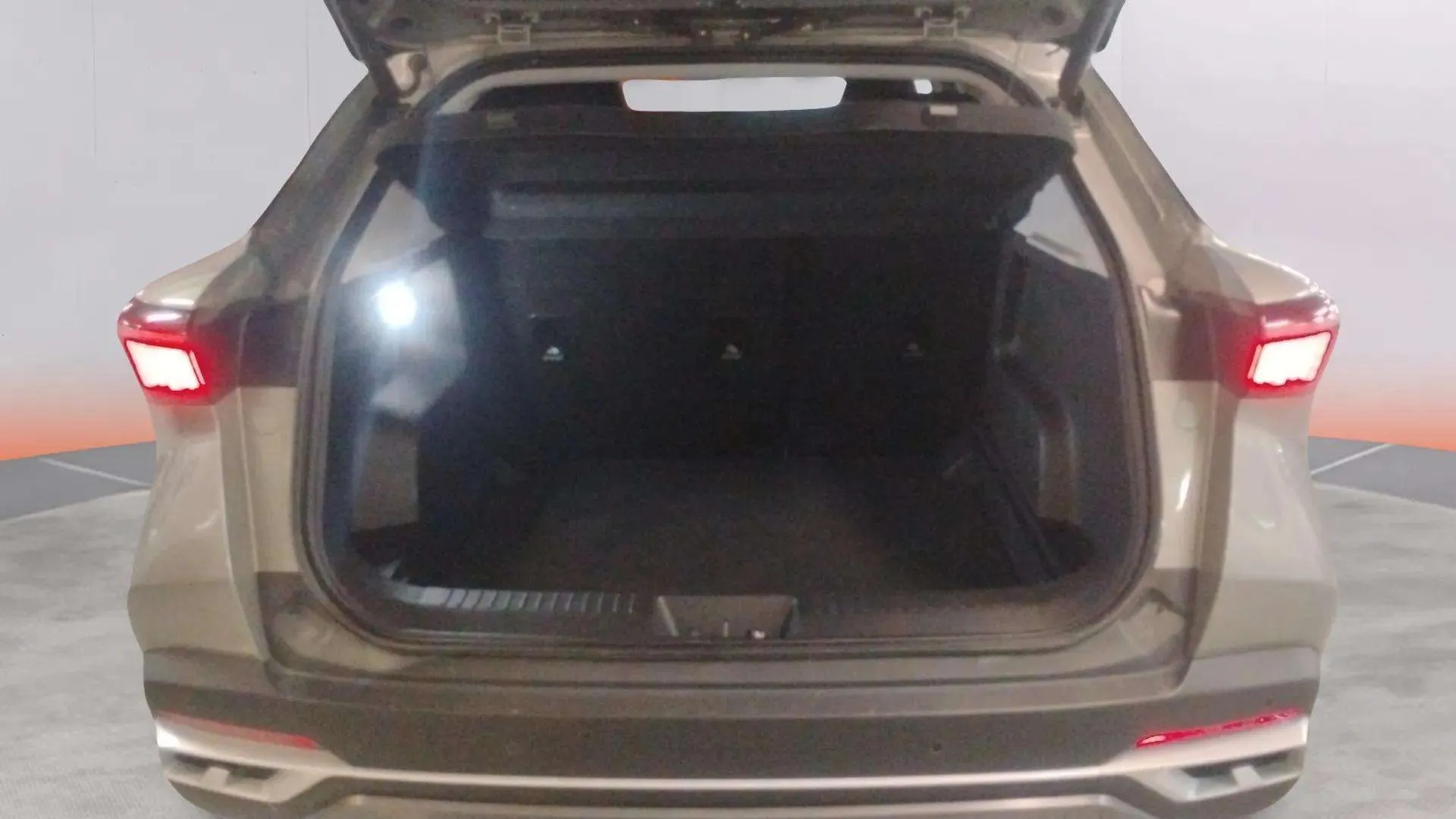 Omoda 5 Premium 1.6 T-GDi - foto 32