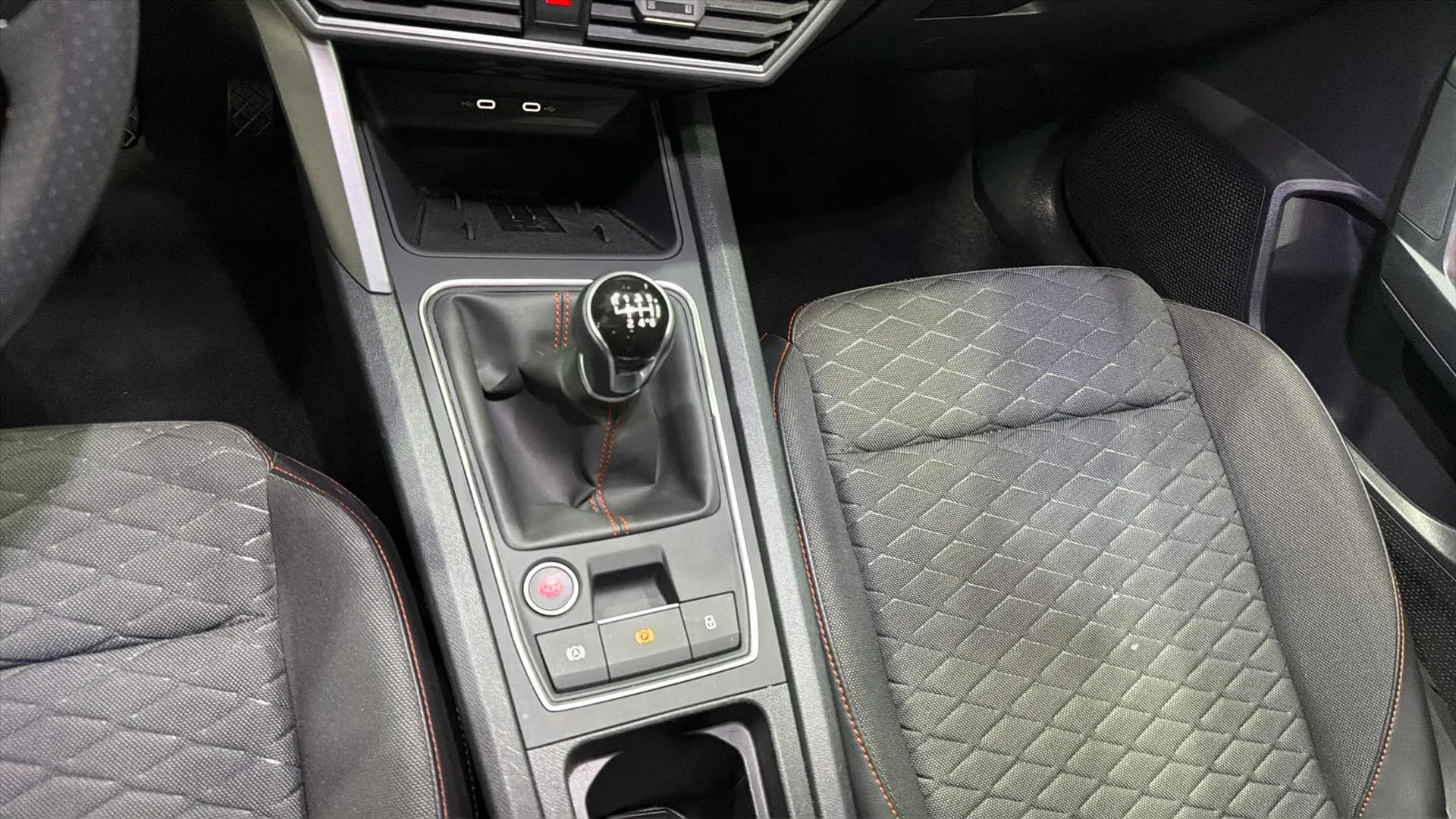 SEAT León 1.5 TSI FR 25 Aniversario - foto 18