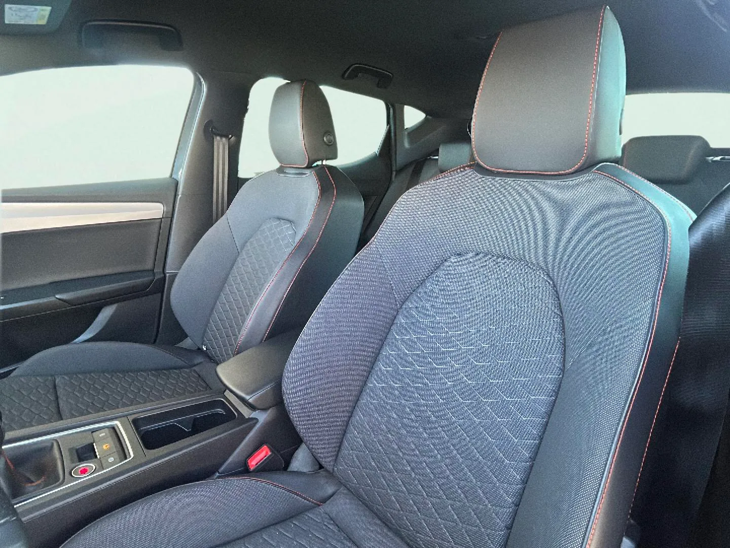 SEAT León 1.5 TSI FR 75 Aniversario - foto 26