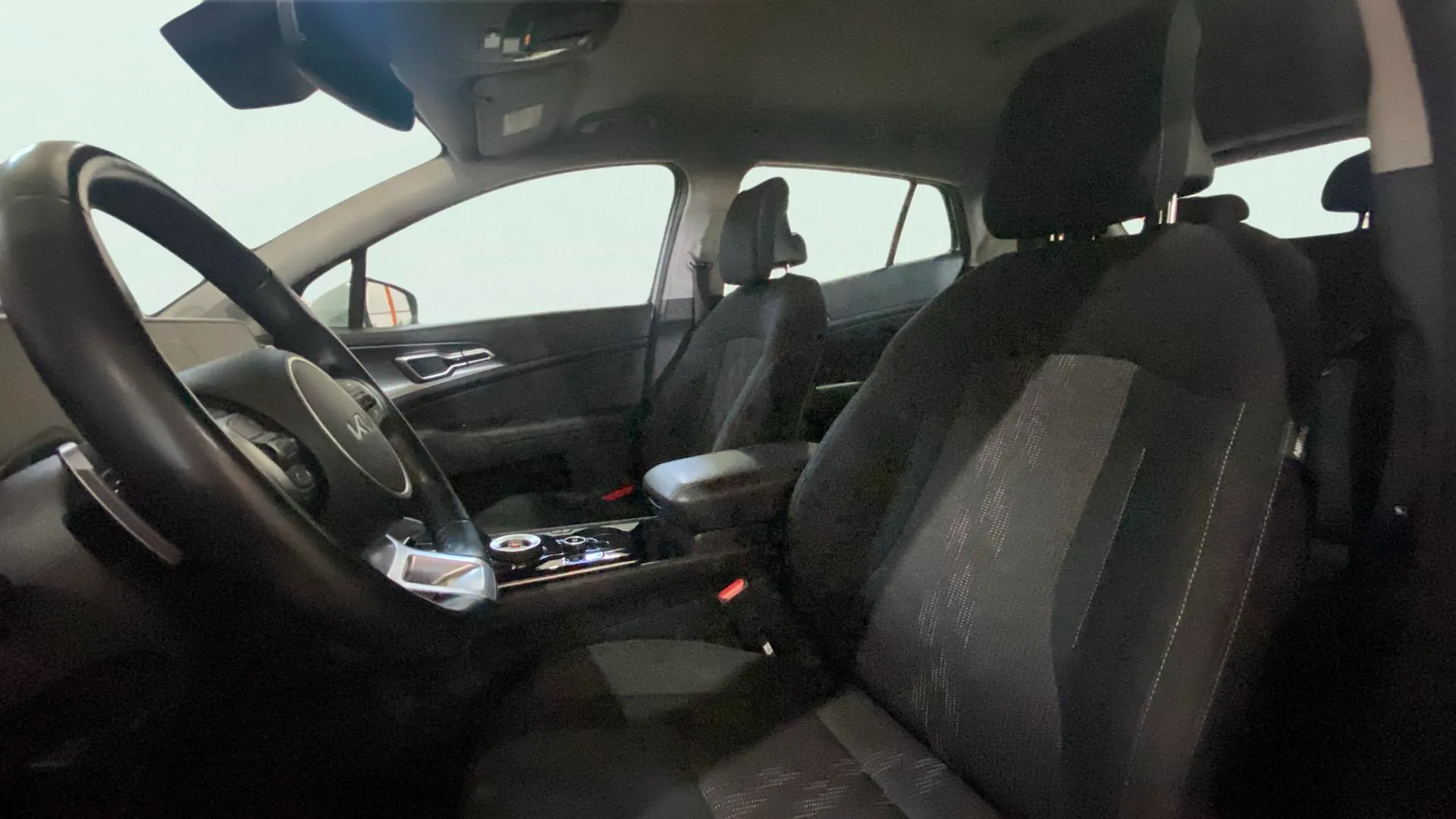Kia Sportage 1.6 T-GDi HEV Drive 4x2 - foto 16