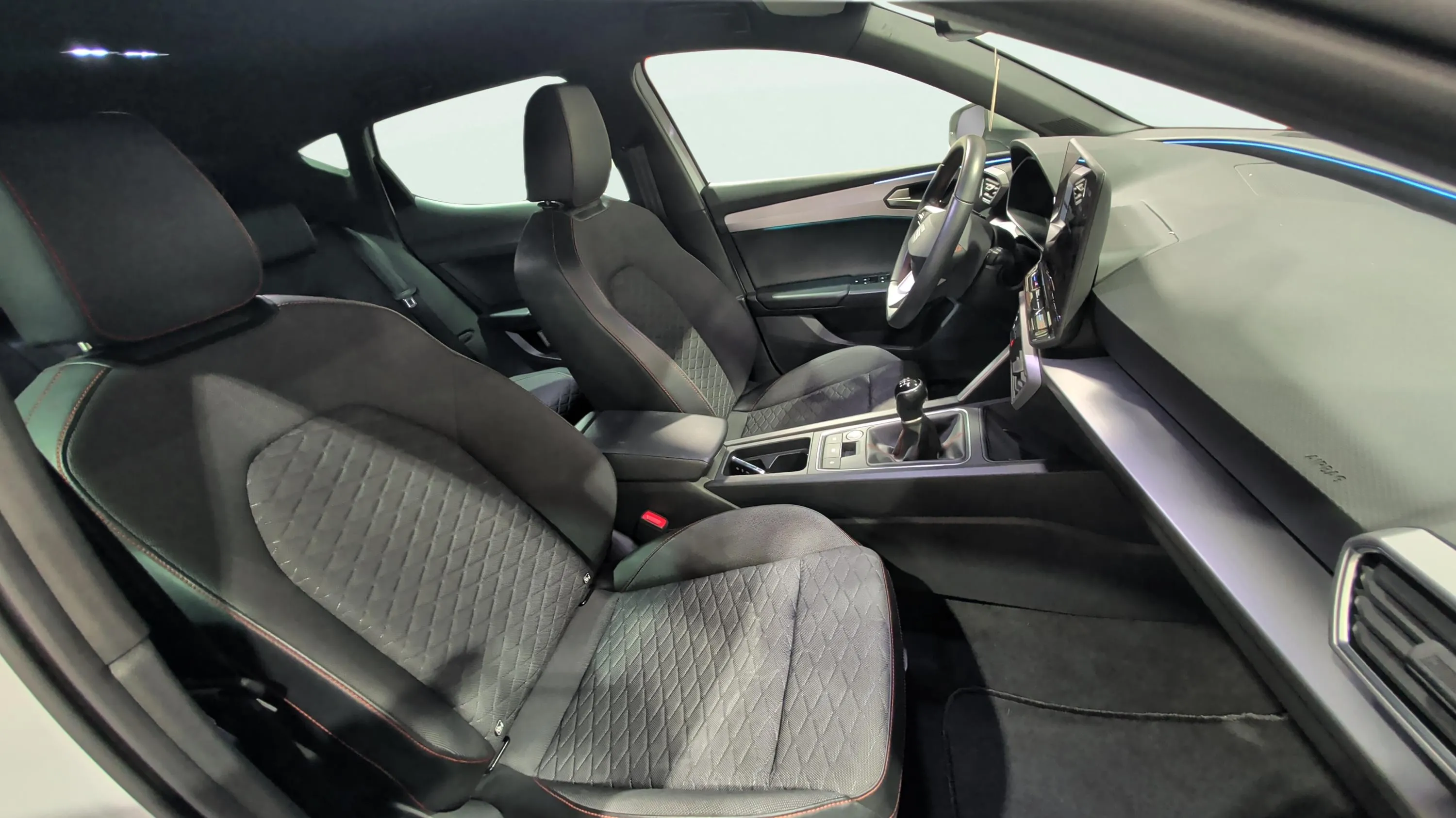 SEAT León 1.5 TSI FR 25 Aniversario - foto 22