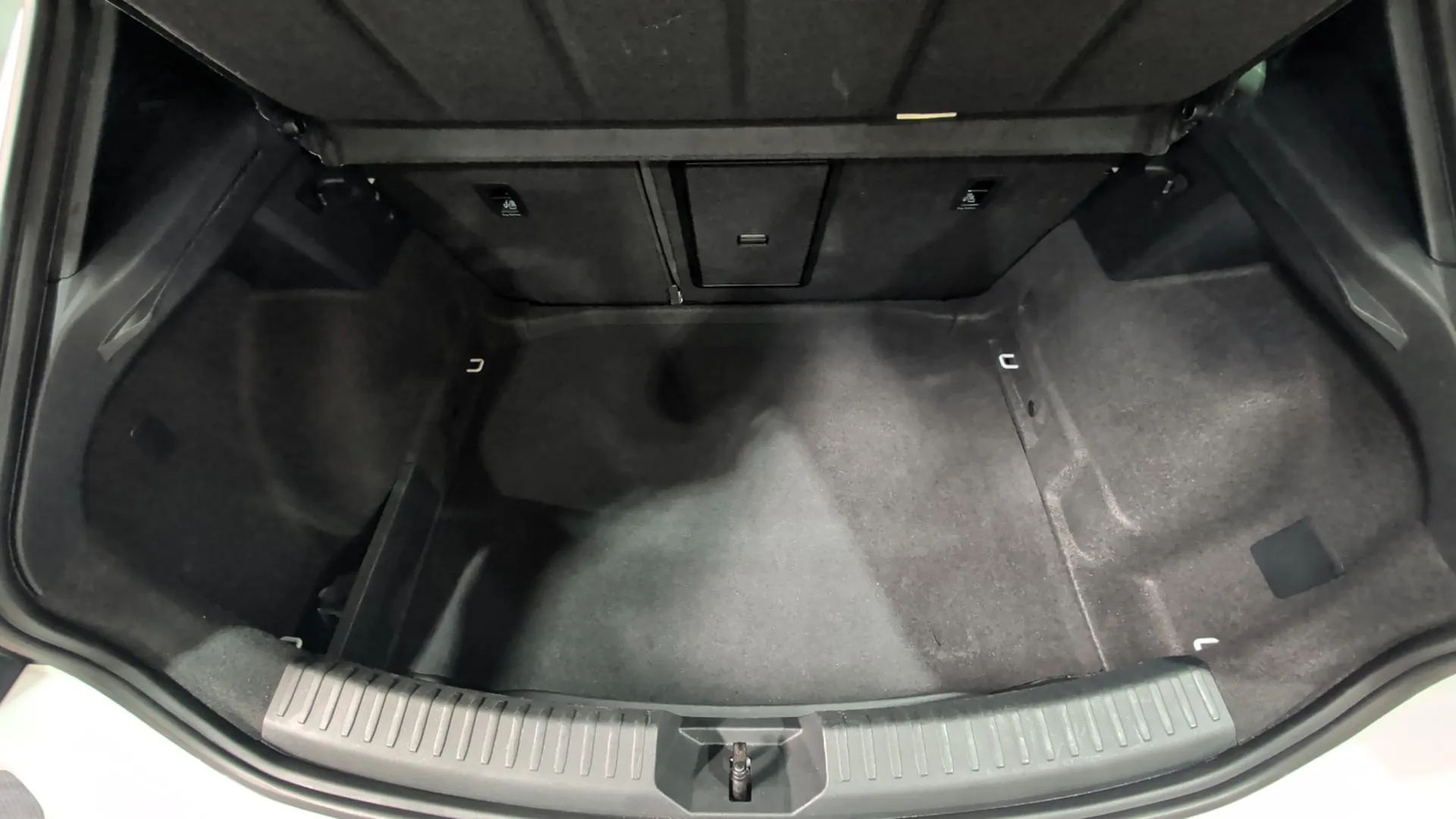 SEAT León 1.5 TSI FR 25 Aniversario - foto 21