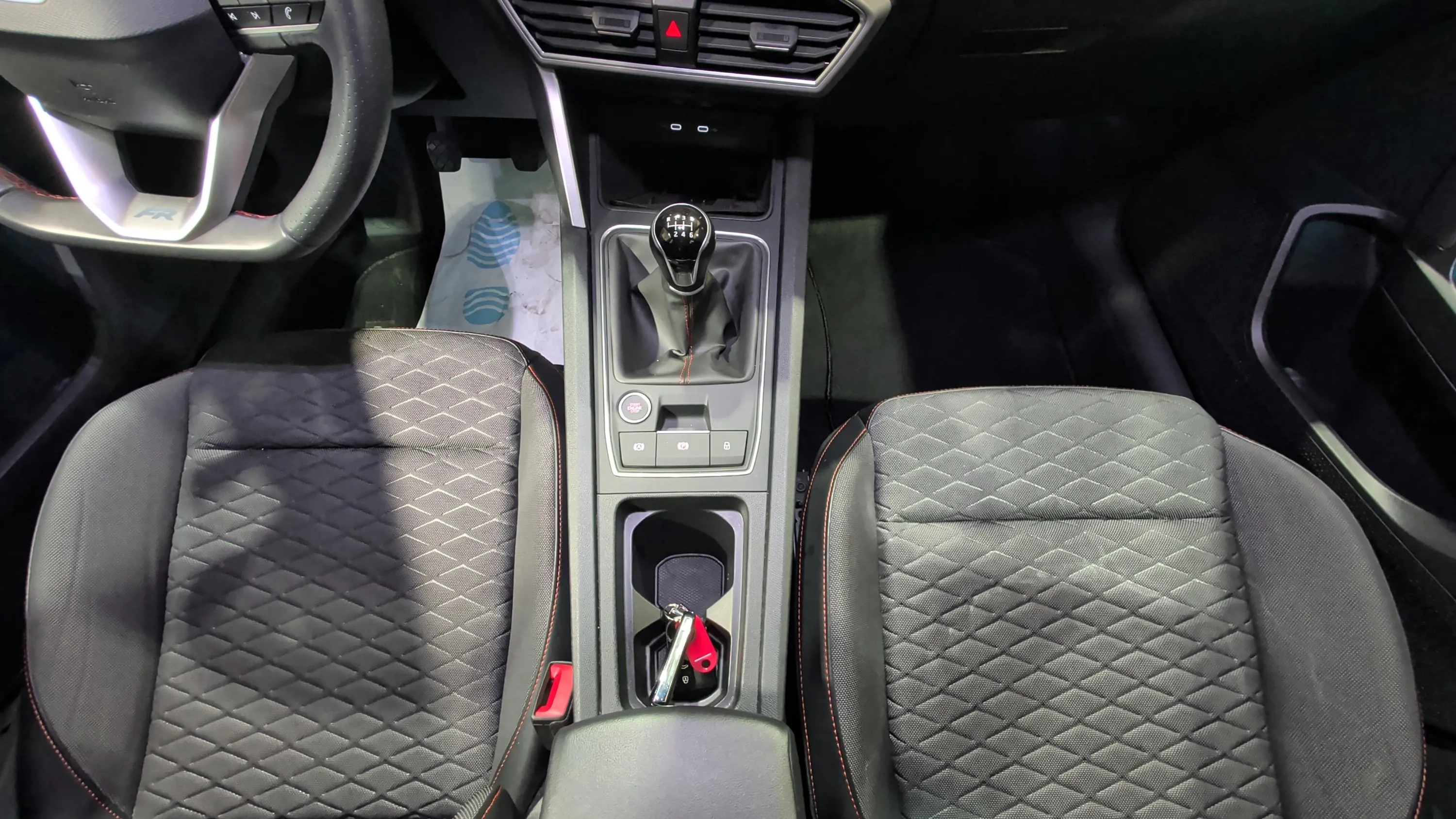 SEAT León 1.5 TSI FR 25 Aniversario - foto 18