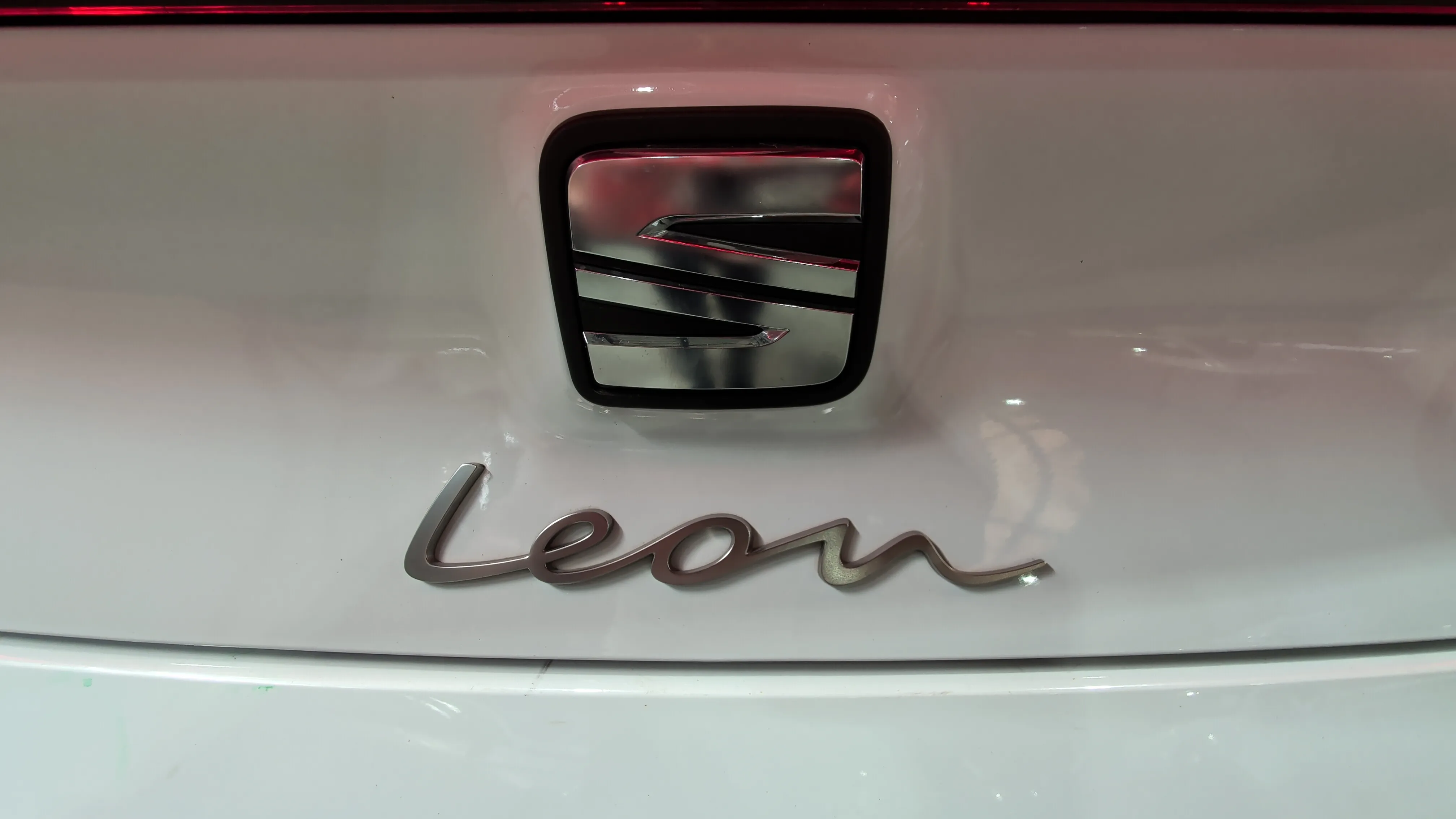 SEAT León 1.5 TSI FR 25 Aniversario - foto 28