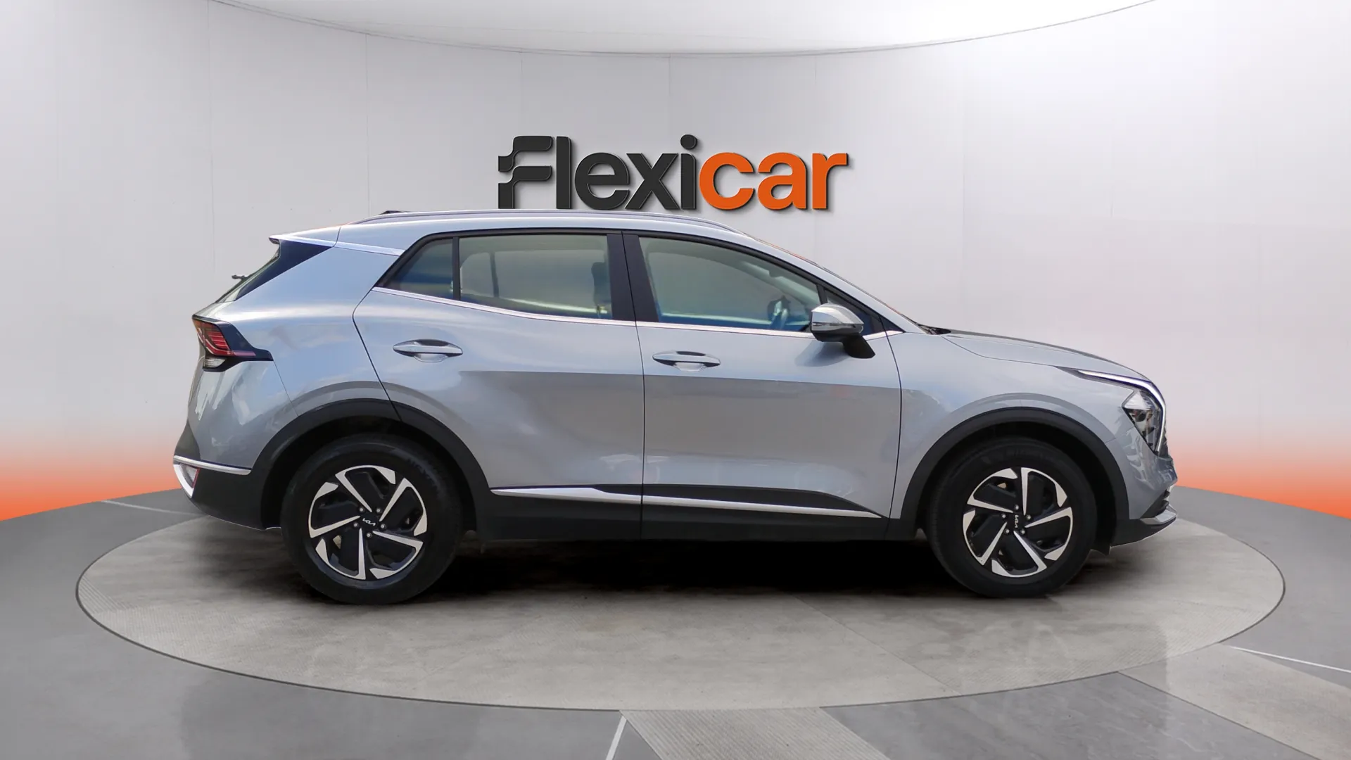 Kia Sportage 1.6 T-GDi HEV Drive 4x2 - foto 2
