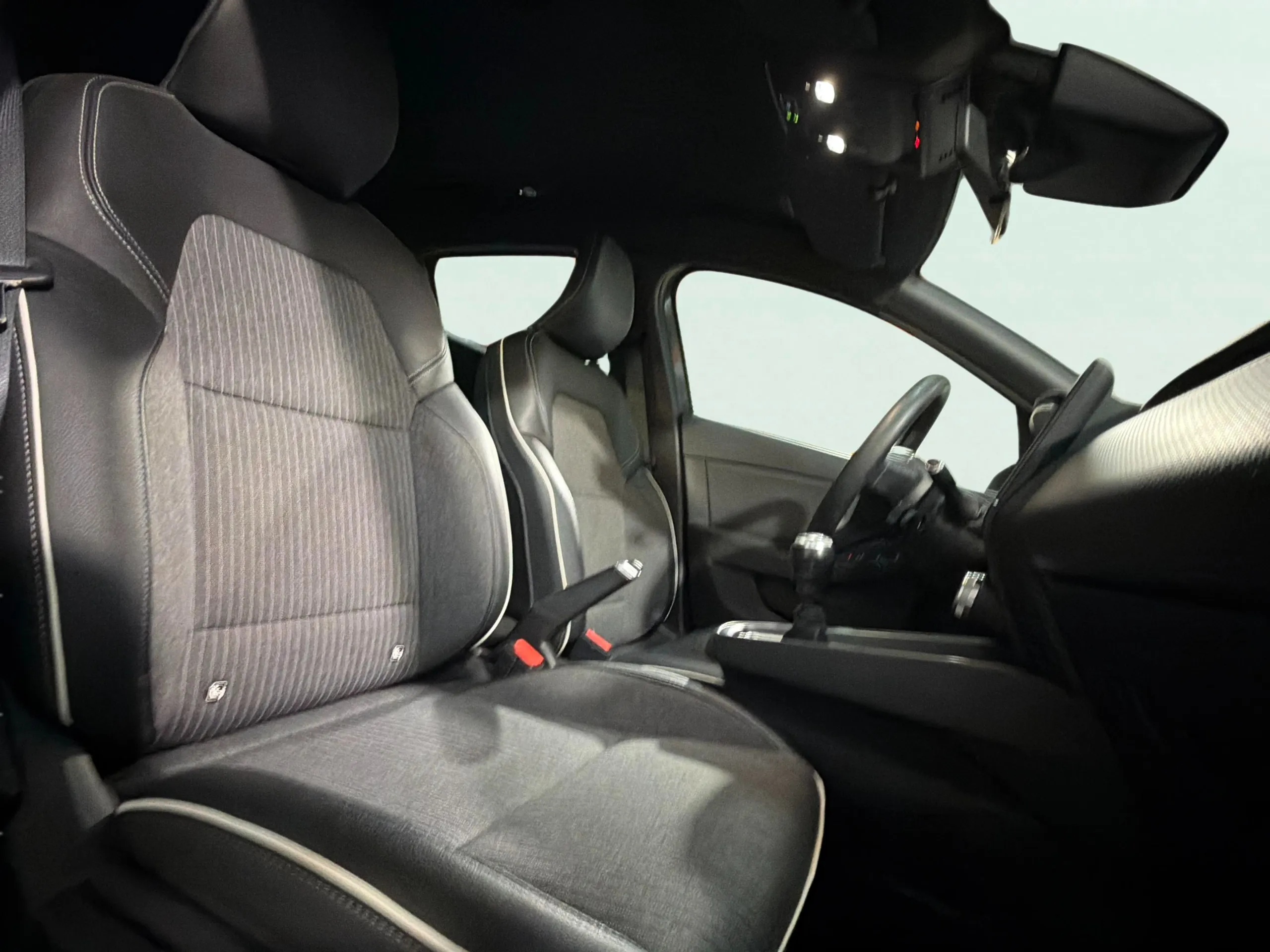 Renault Clio Intens TCe - foto 16