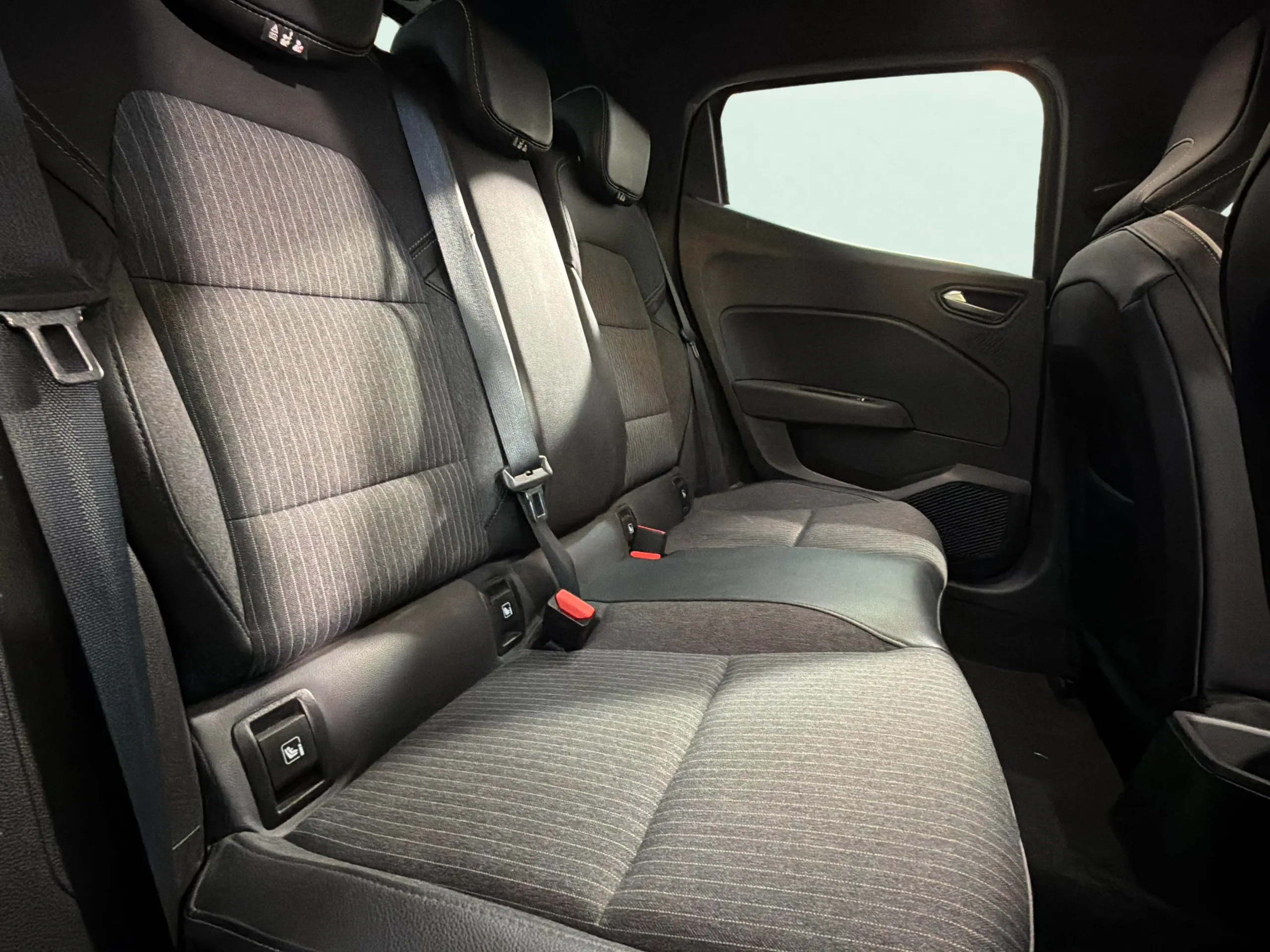 Renault Clio Intens TCe - foto 17