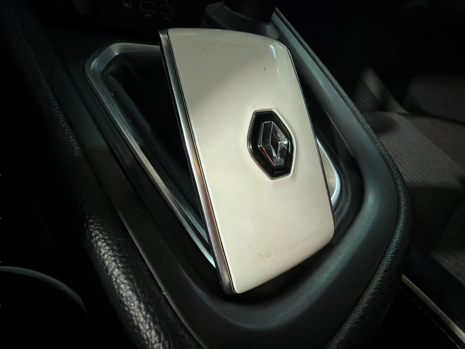 Renault Clio Intens TCe - foto 15