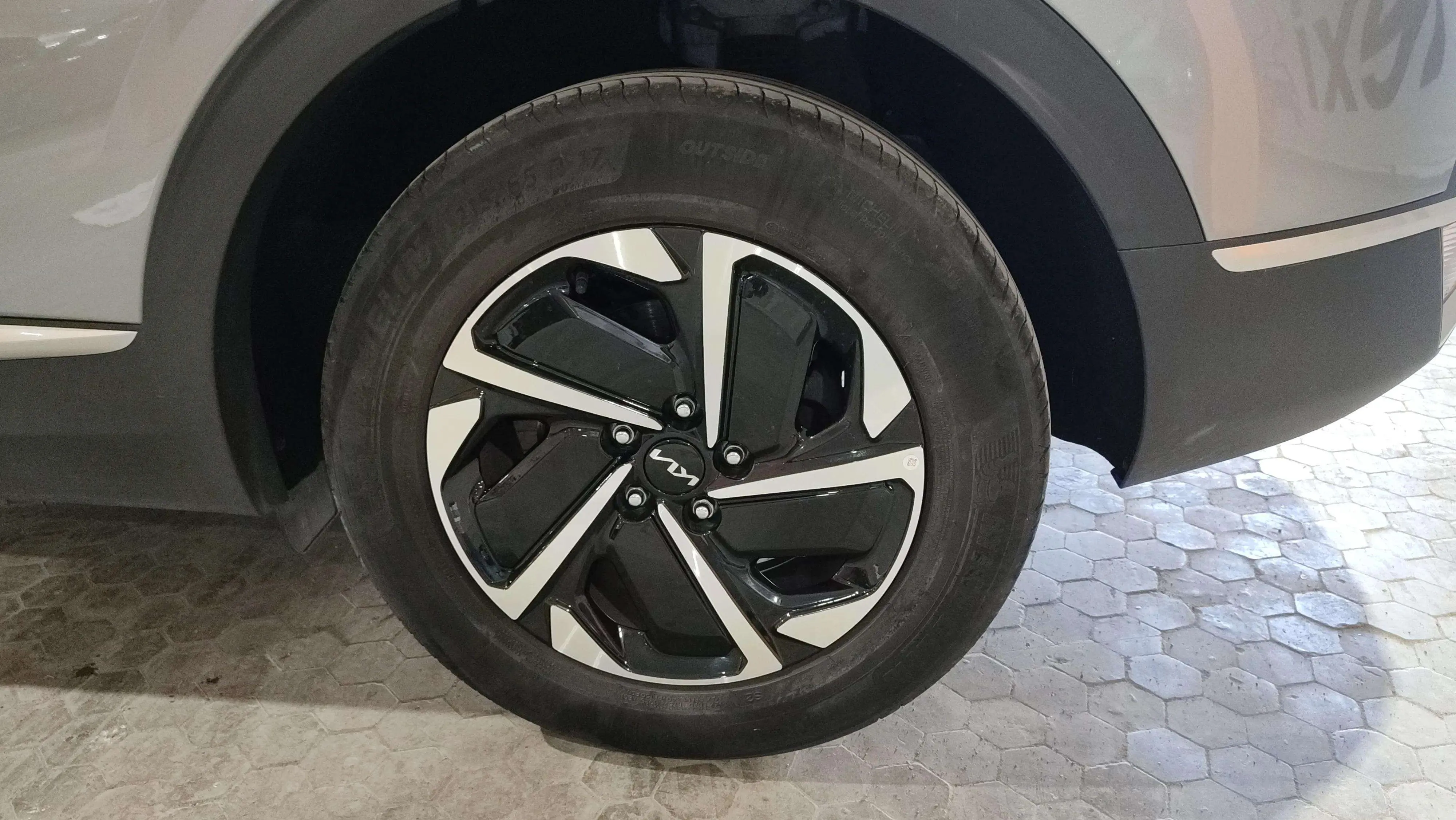 Kia Sportage 1.6 T-GDi HEV Drive 4x2 - foto 17