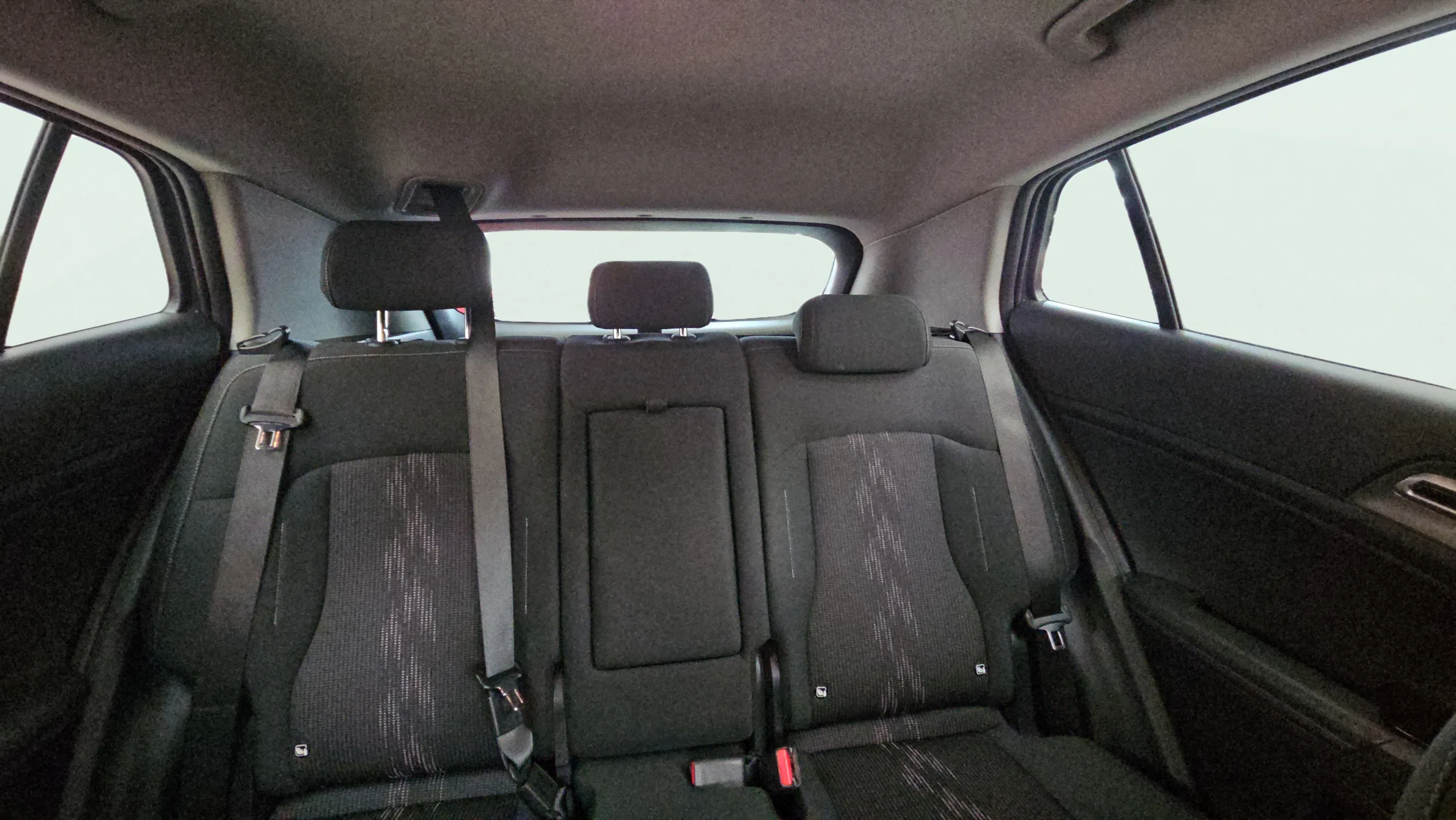 Kia Sportage 1.6 T-GDi HEV Drive 4x2 - foto 18