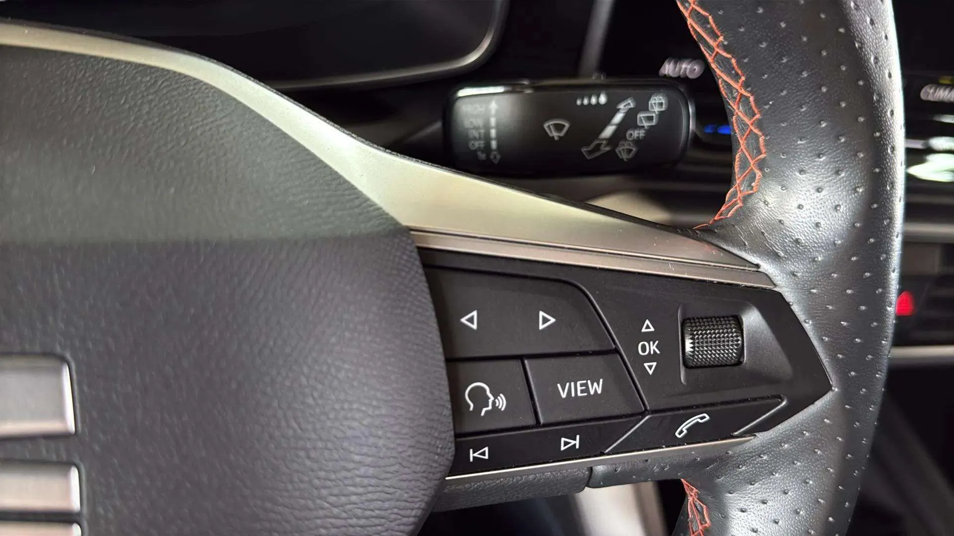 SEAT León 1.5 TSI FR 25 Aniversario - foto 18