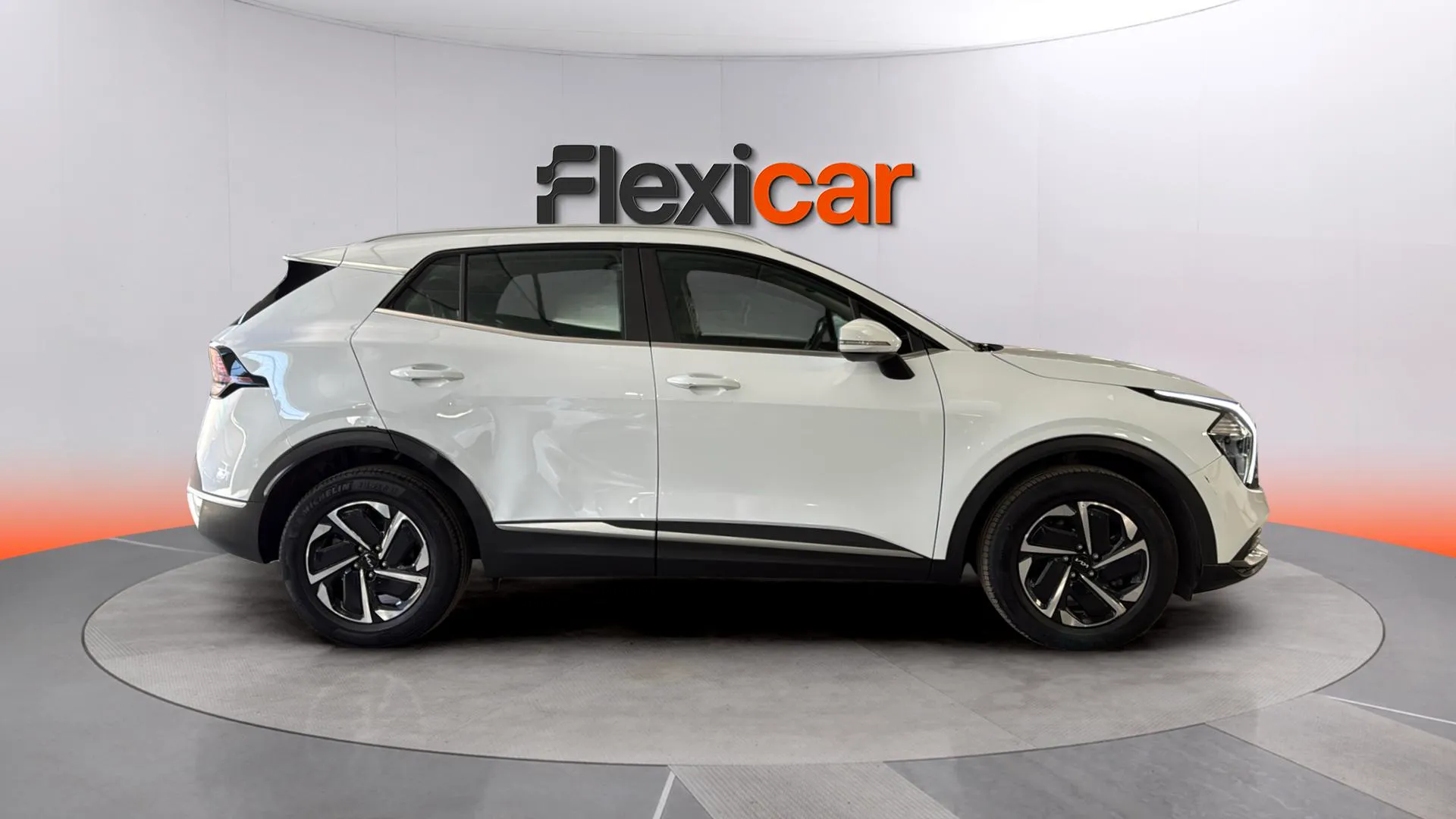 Kia Sportage 1.6 T-GDi HEV Drive 4x2 - foto 8