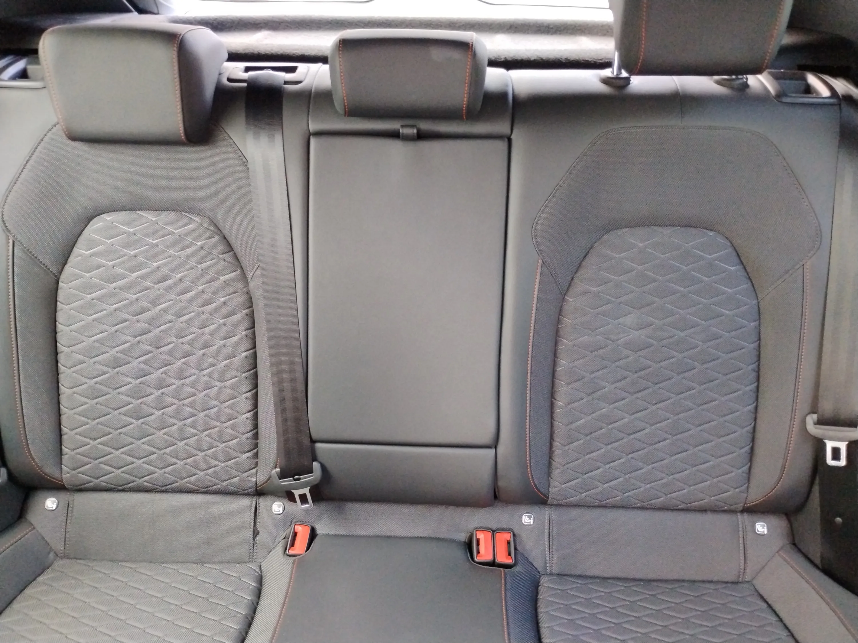 SEAT León 1.5 TSI FR 75 Aniversario - foto 24