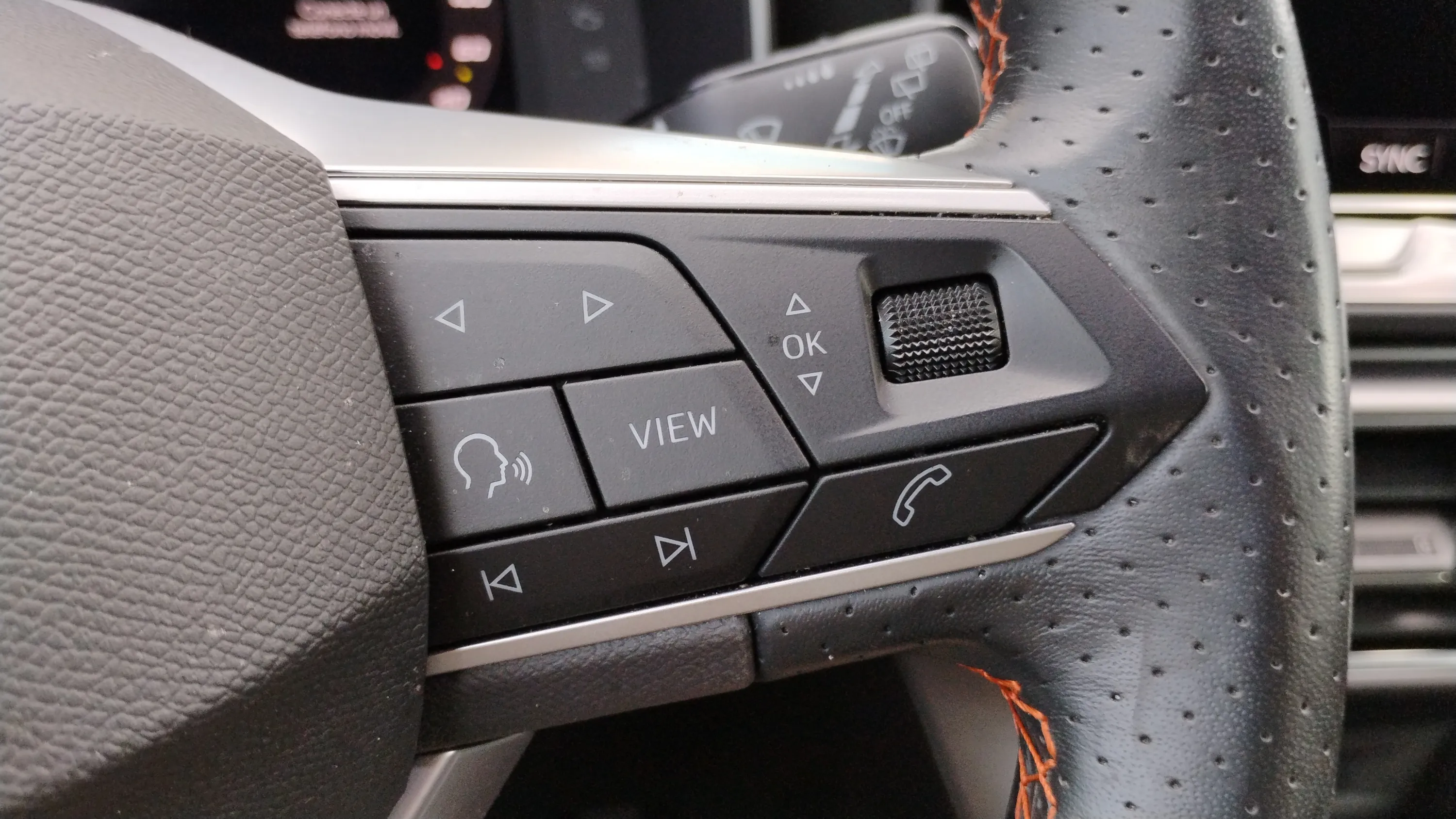 SEAT León 1.5 TSI FR 75 Aniversario - foto 18