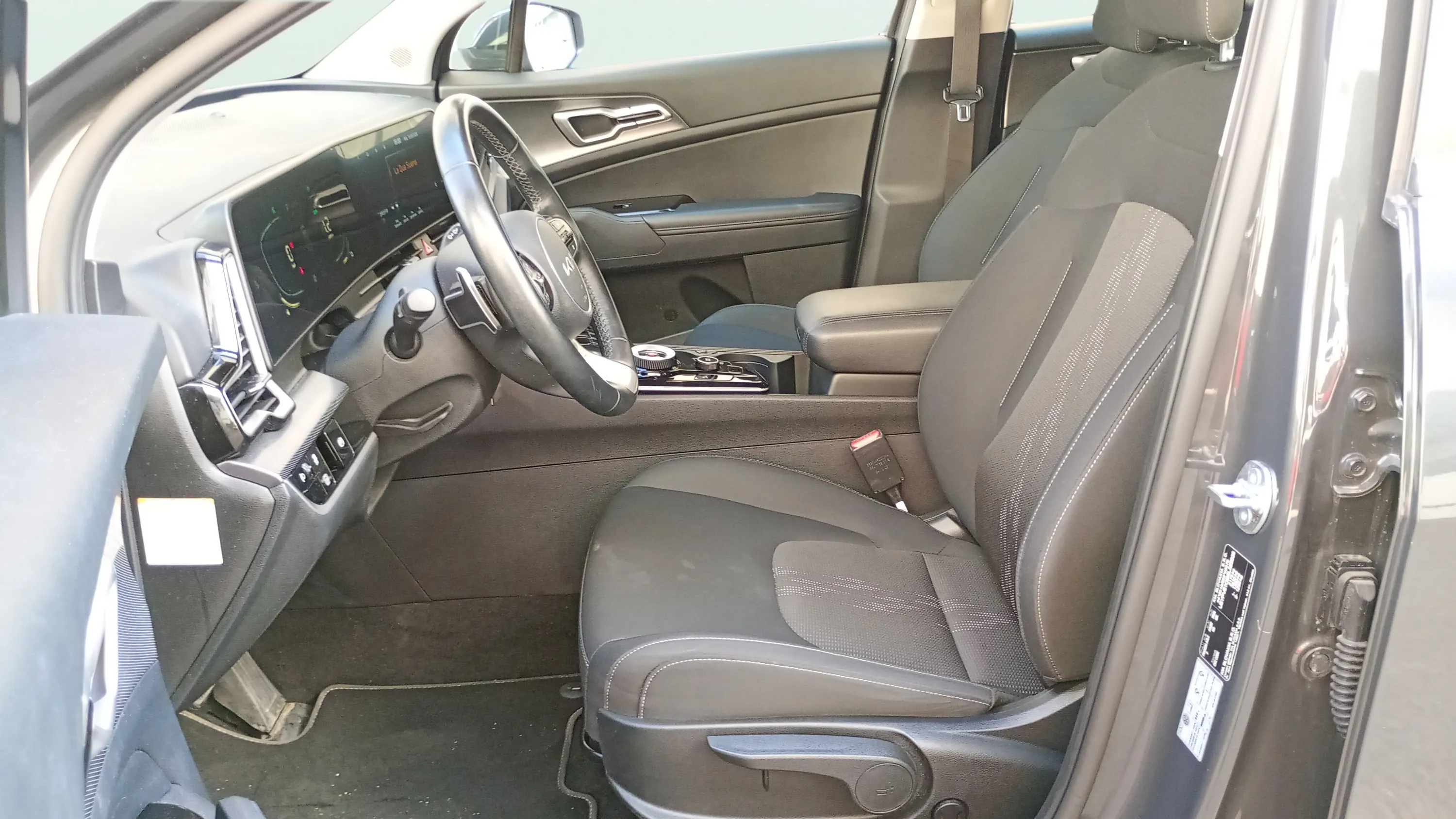 Kia Sportage 1.6 T-GDi HEV Drive 4x2 - foto 9