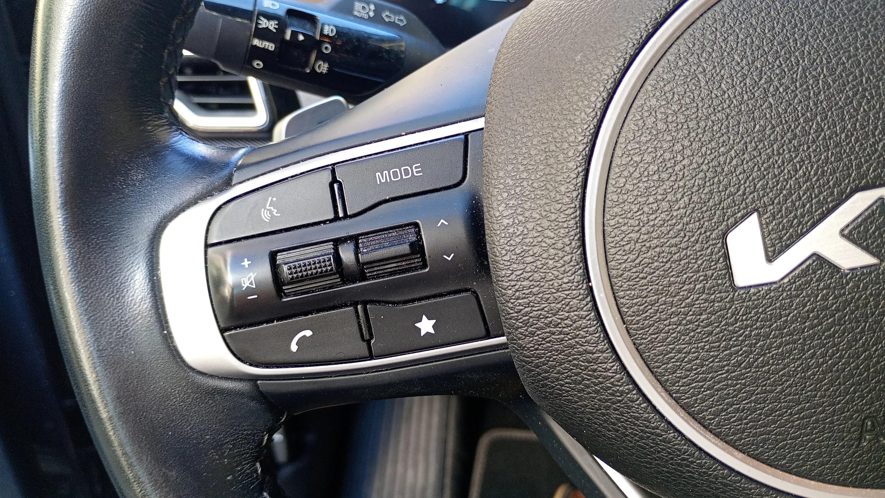 Kia Sportage 1.6 T-GDi HEV Drive 4x2 - foto 12