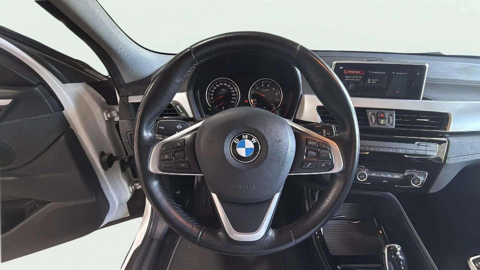 BMW X2 sDrive18i - foto 9