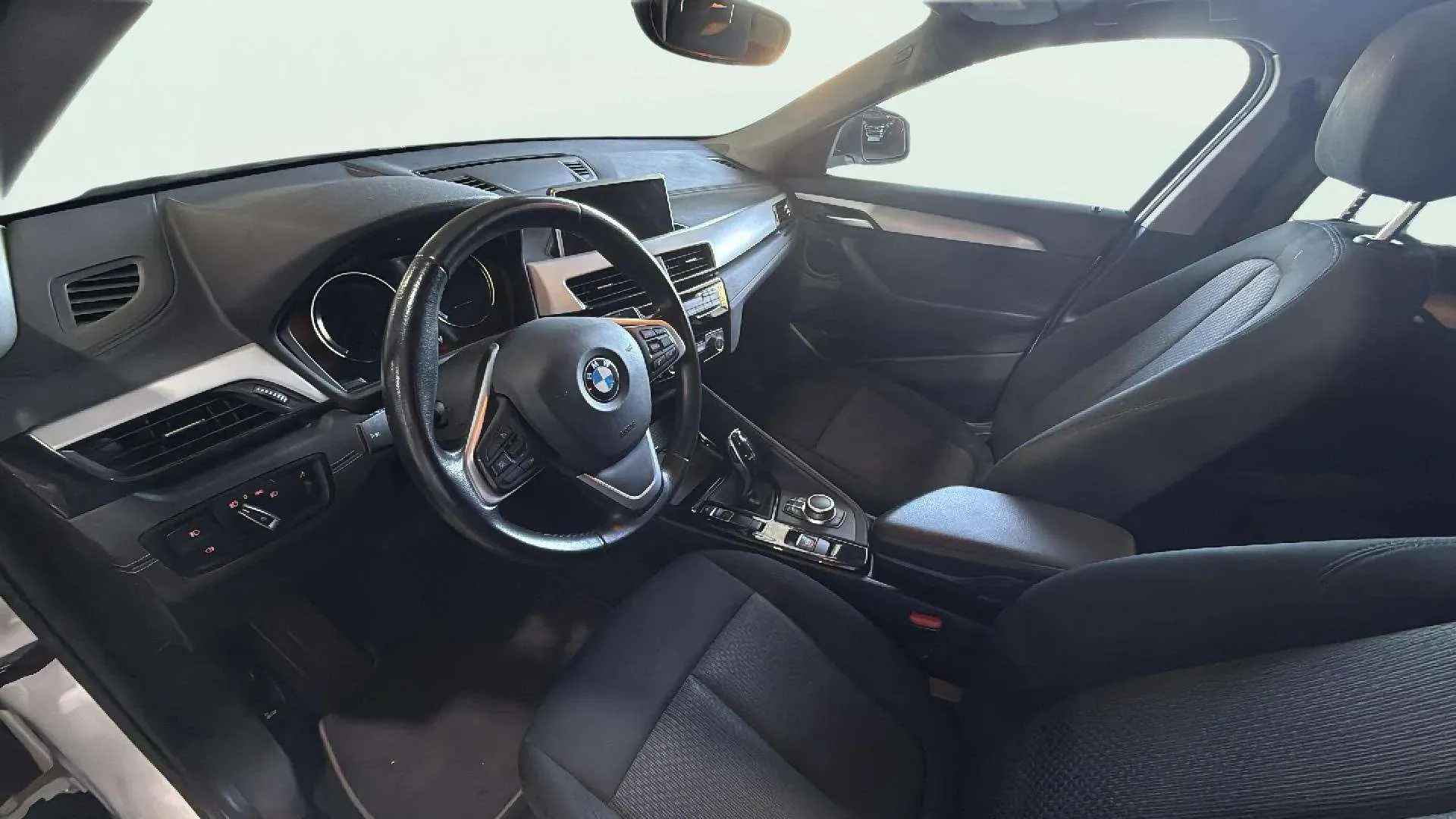 BMW X2 sDrive18i - foto 8
