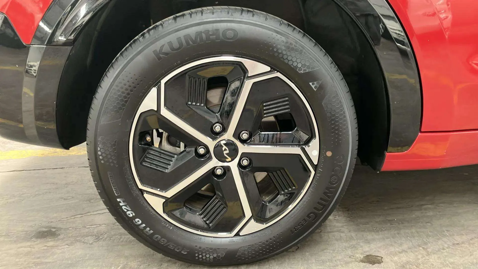 Kia Niro 1.6 GDi HEV Drive - foto 24