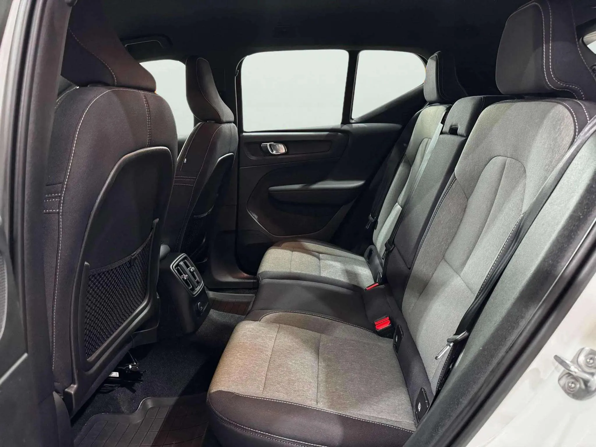 Volvo XC40 1.5 T5 Twin Recharge Inscription Ex - foto 14
