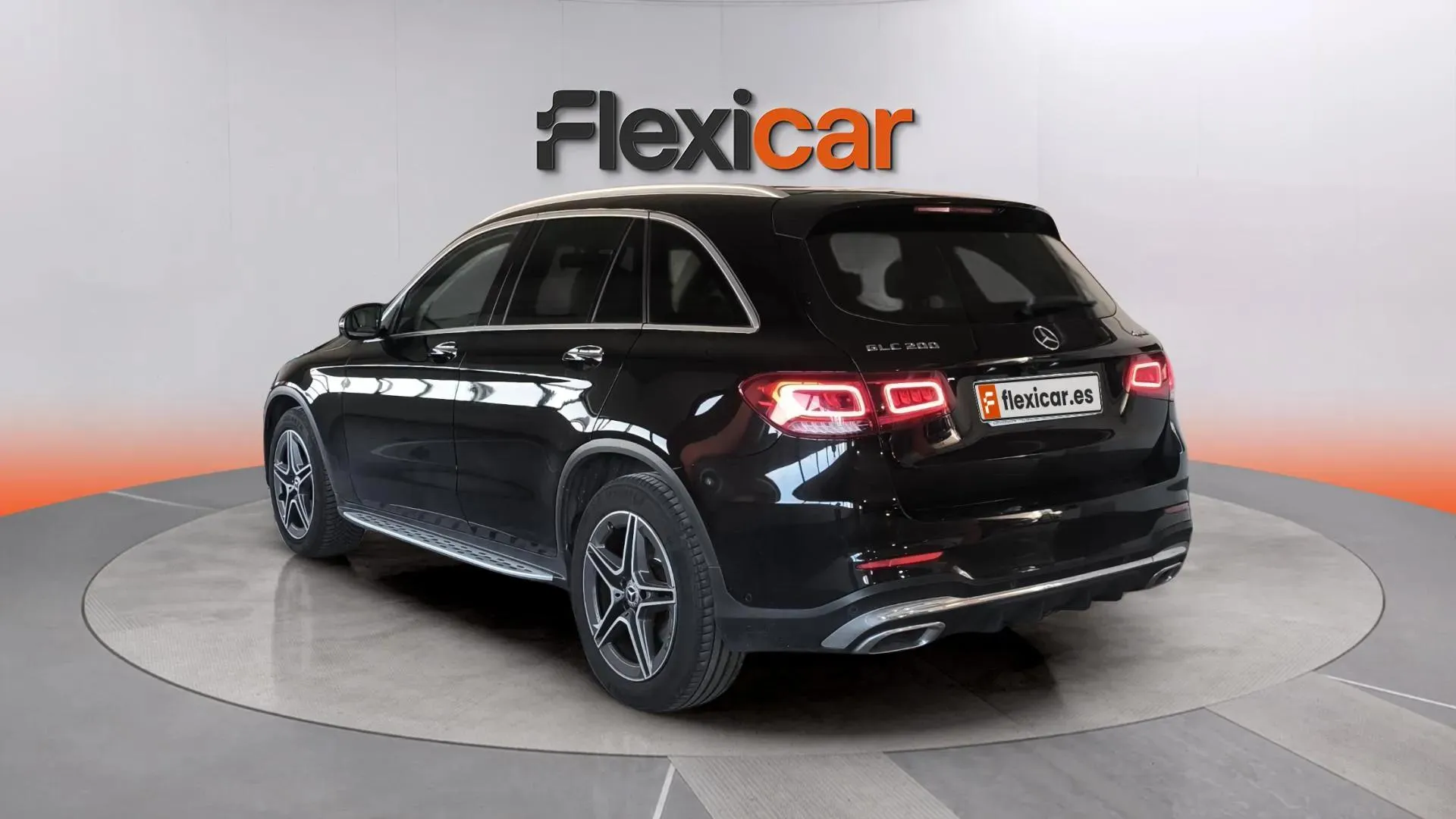 Mercedes-Benz GLC 200 4MATIC - foto 8