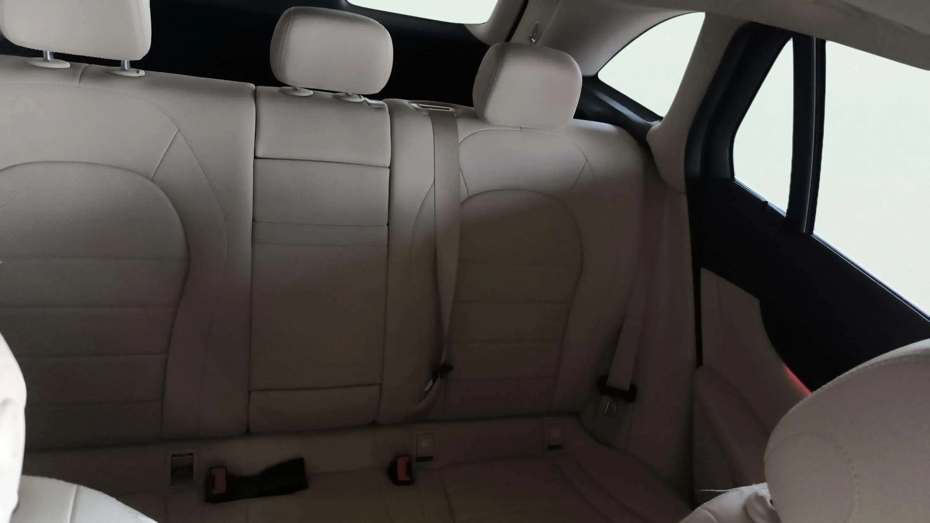 Mercedes-Benz GLC 200 4MATIC - foto 15