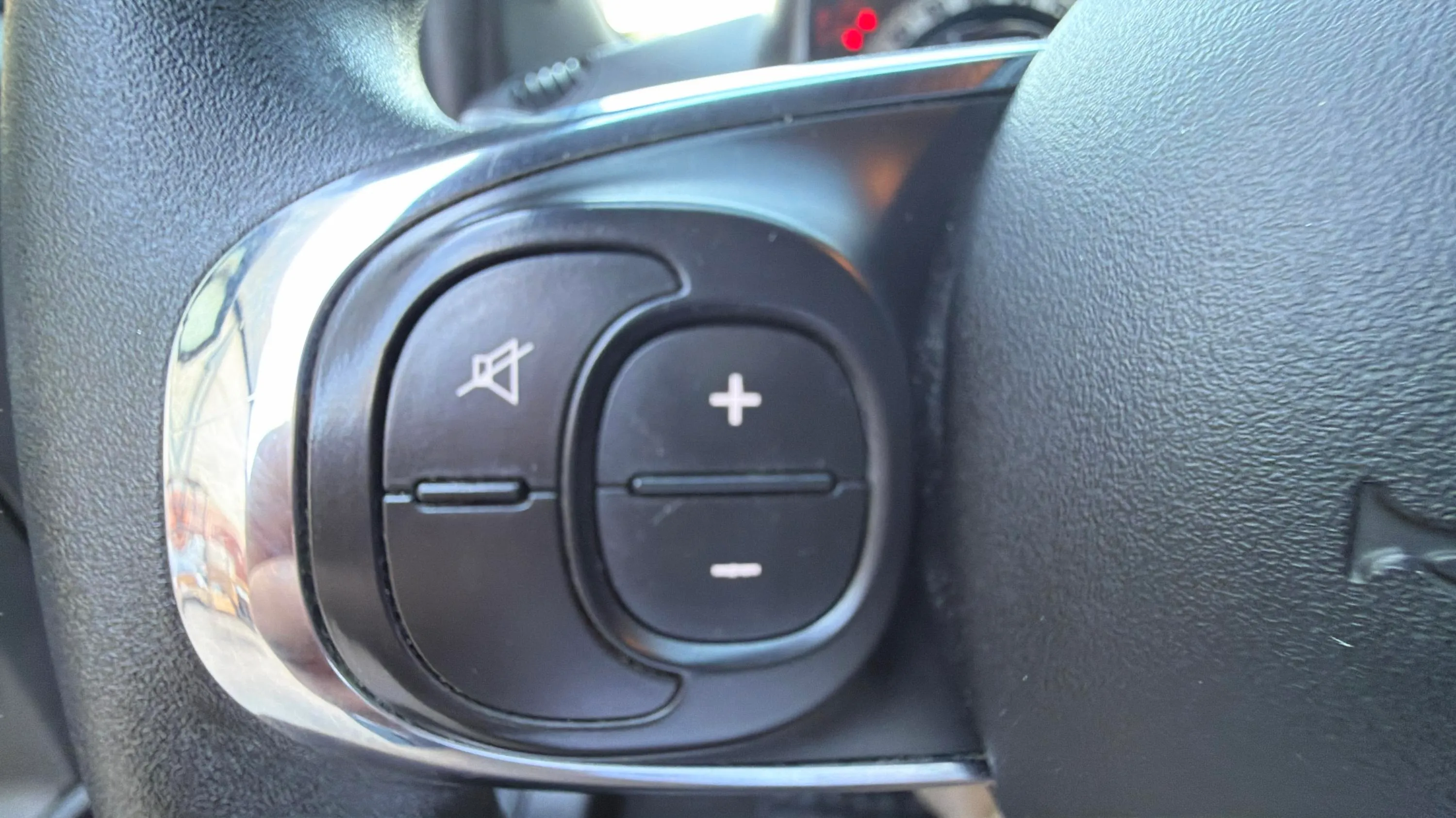Fiat 500 Dolcevita 1.0 Hybrid - foto 18
