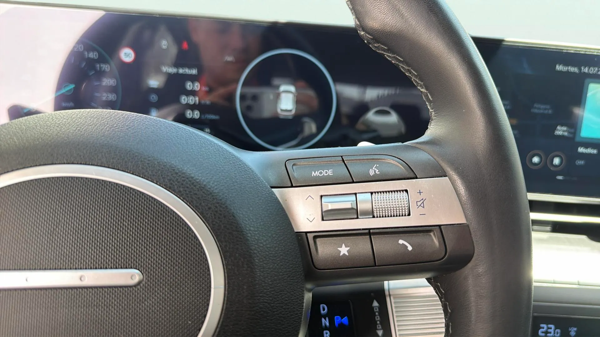 Hyundai Kona 1.6 GDI HEV Maxx DCT - foto 11