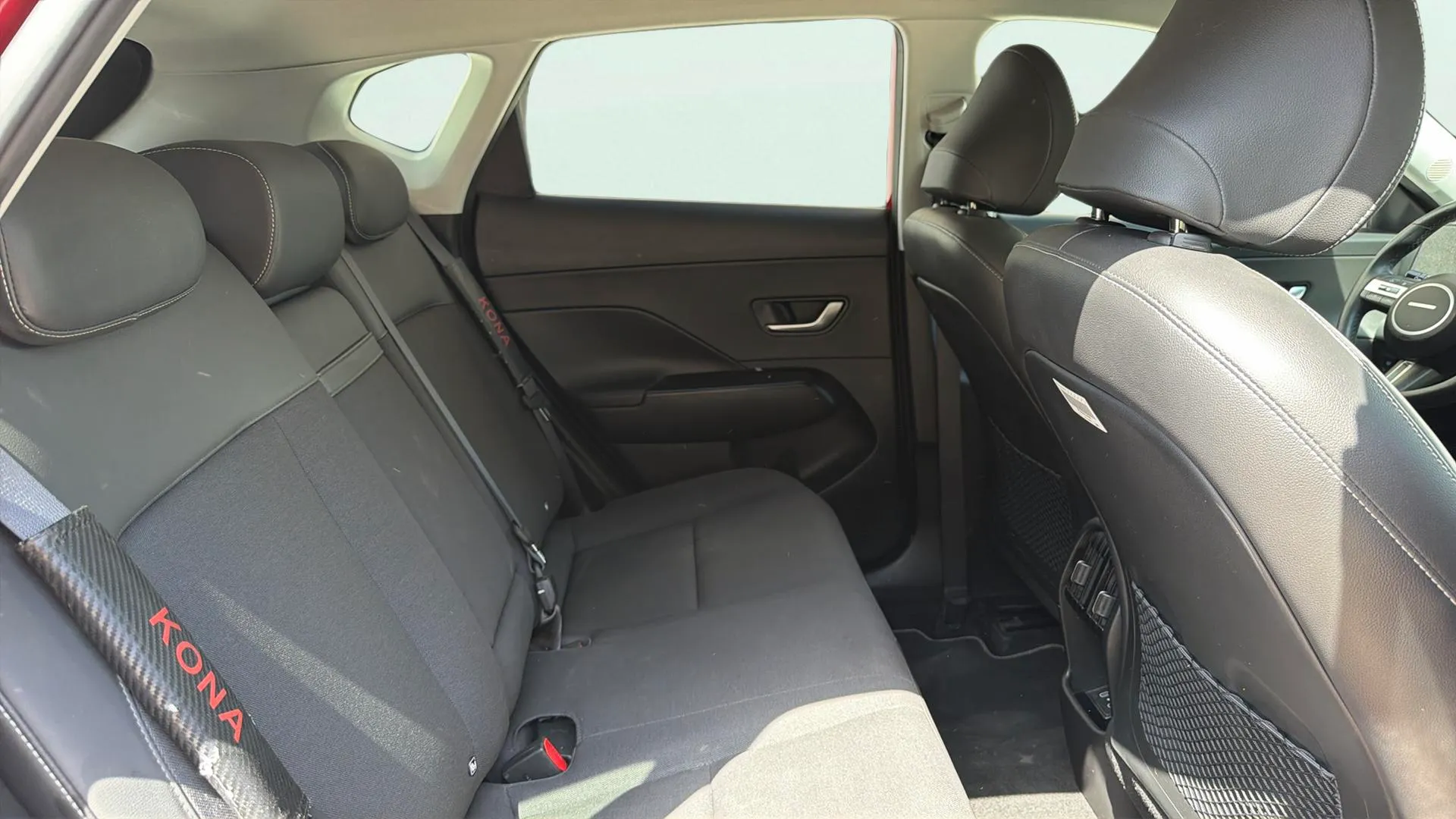 Hyundai Kona 1.6 GDI HEV Maxx DCT - foto 14