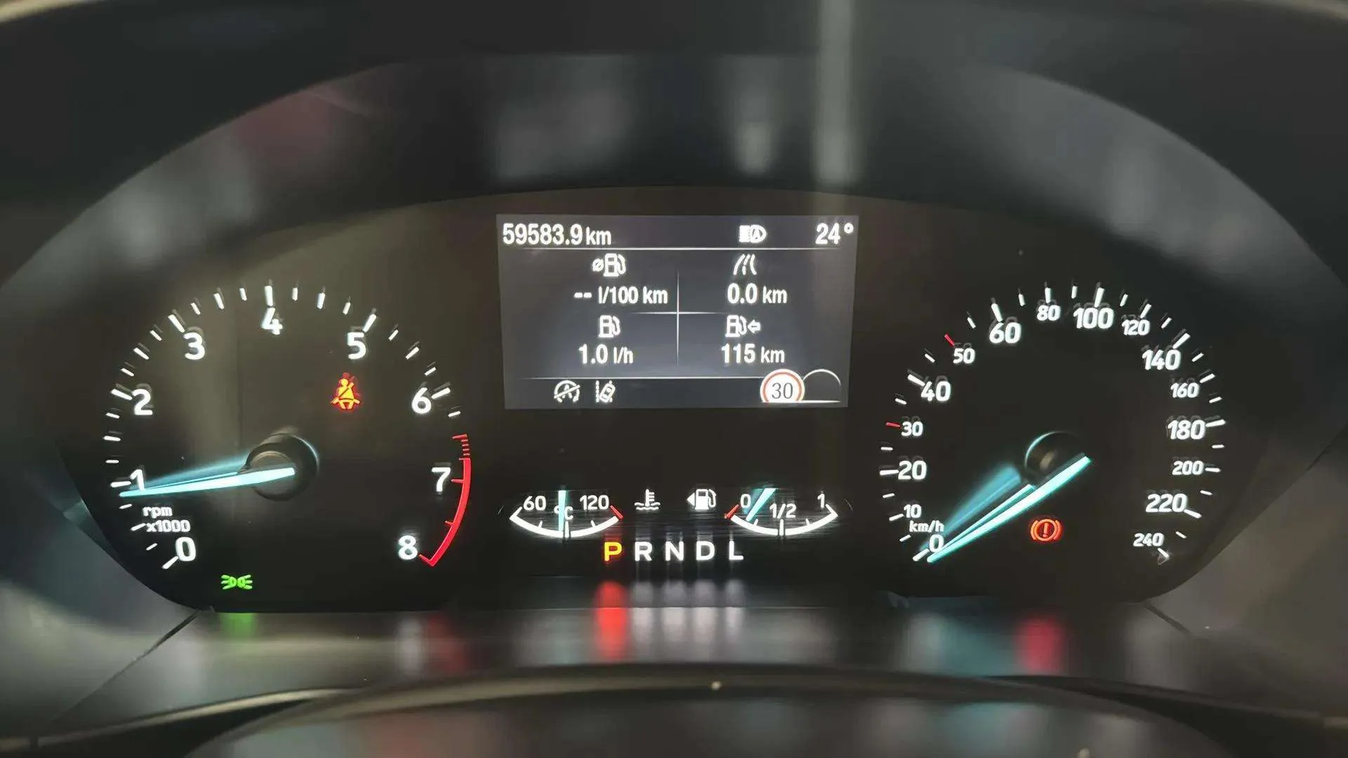 Ford Focus 1.0 EcoBoost MHEV ST-Line SB - foto 9