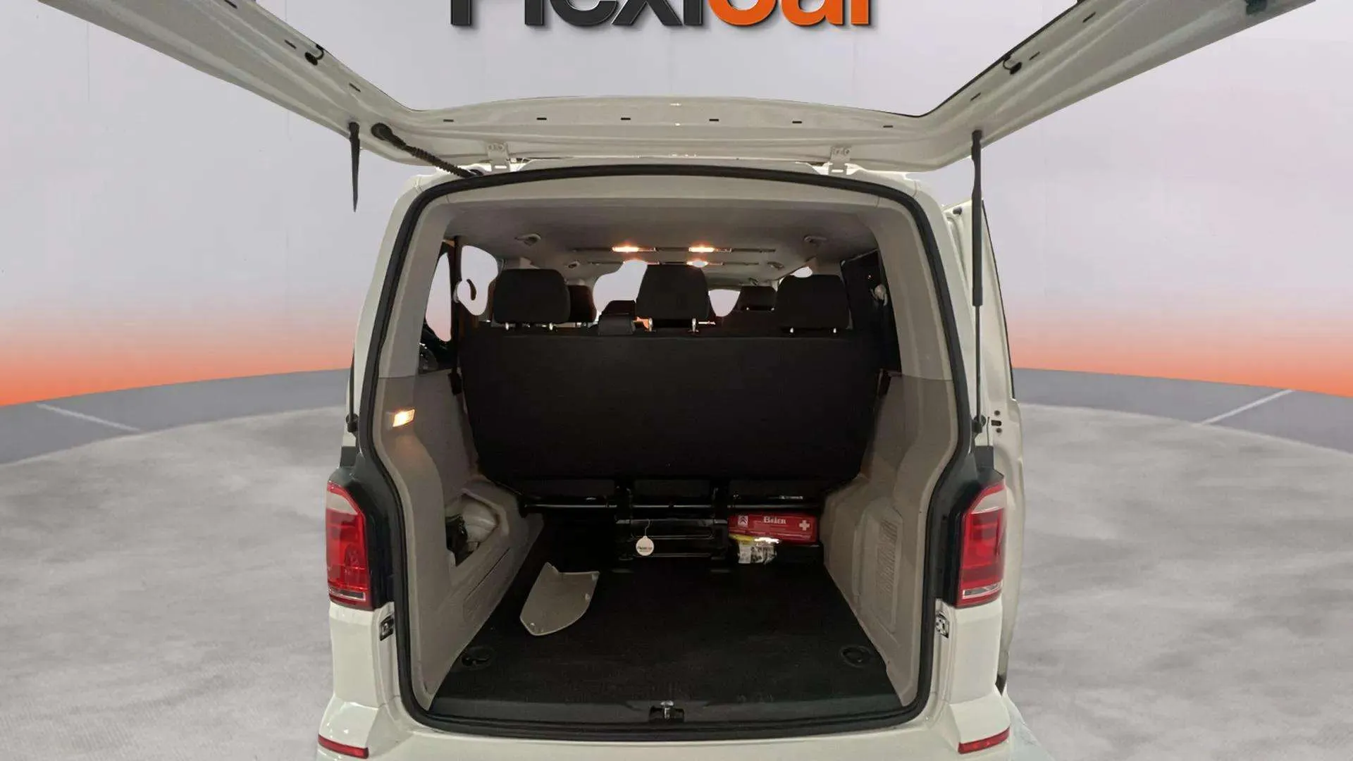 Volkswagen Caravelle Corto 2.0 TDI BMT DSG - foto 9