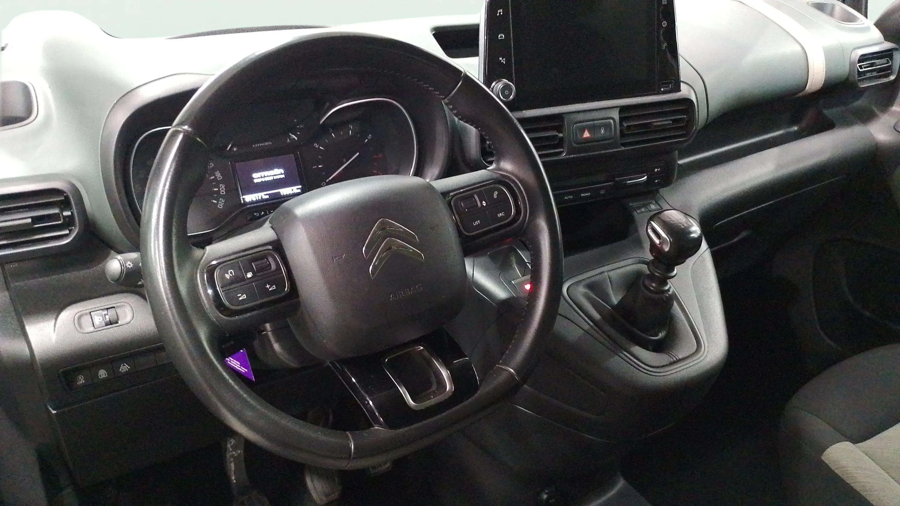 Citroën Berlingo Talla M BlueHDi 130 Shine - foto 19