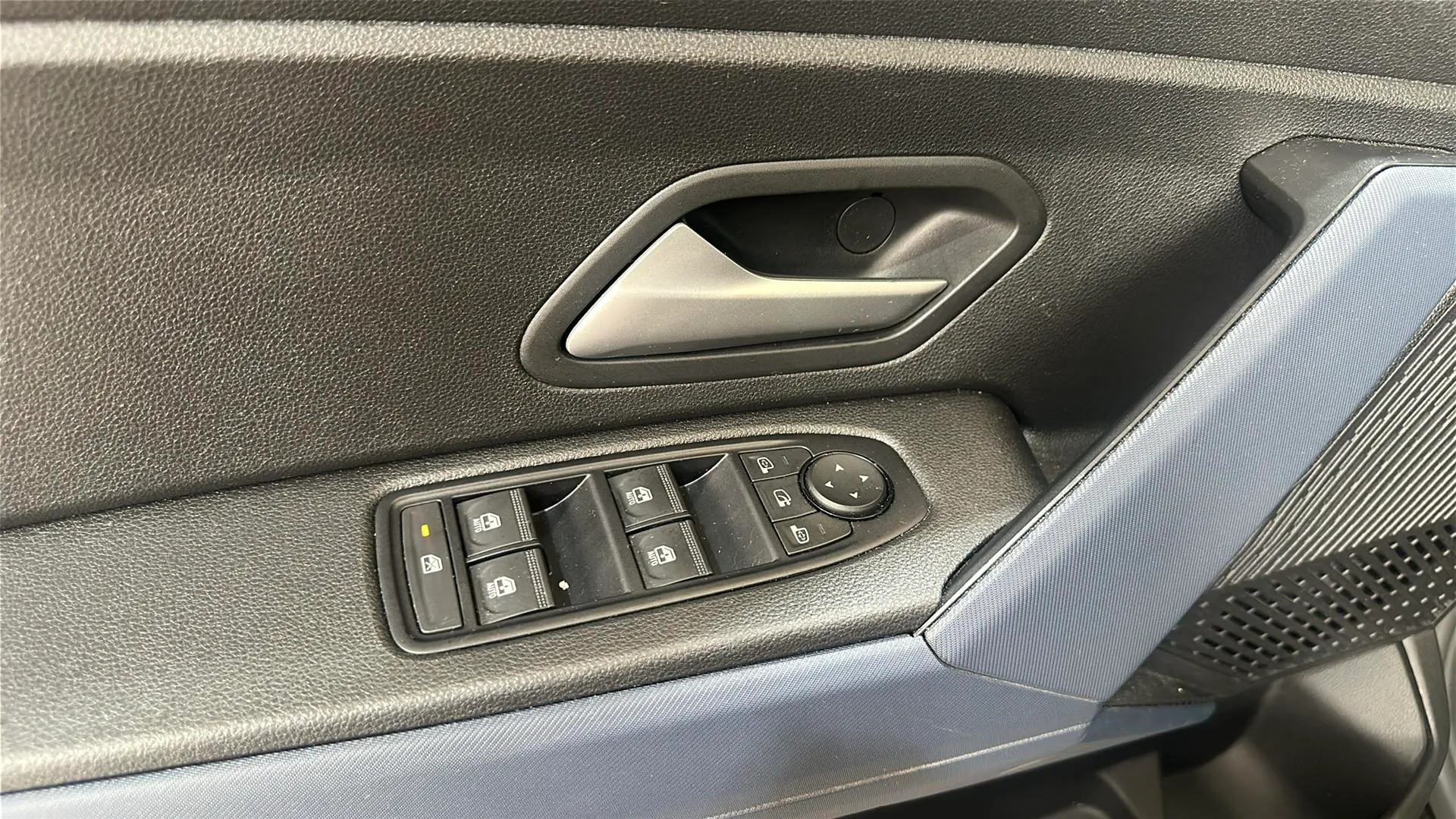 Dacia Duster Essential TCe ECO-G 4x2 - foto 14