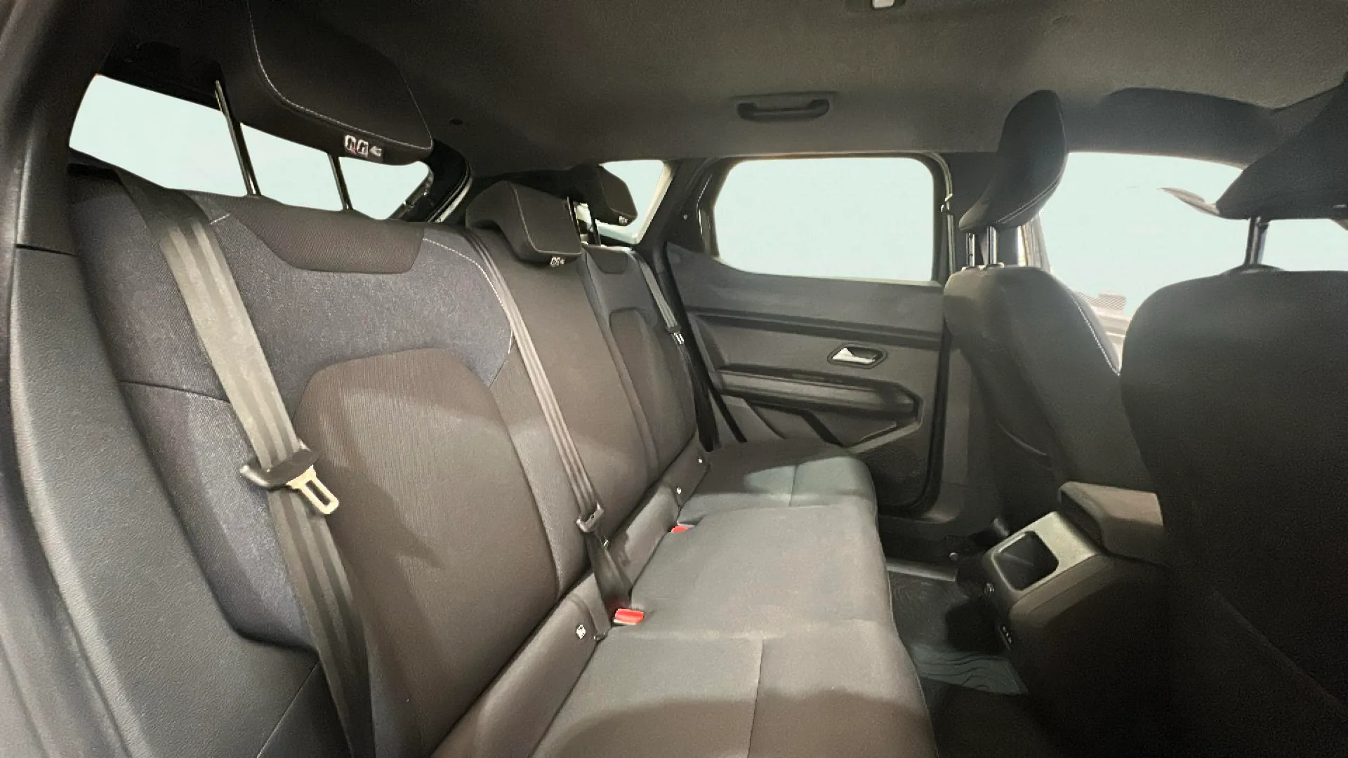 Dacia Duster Essential TCe ECO-G 4x2 - foto 24
