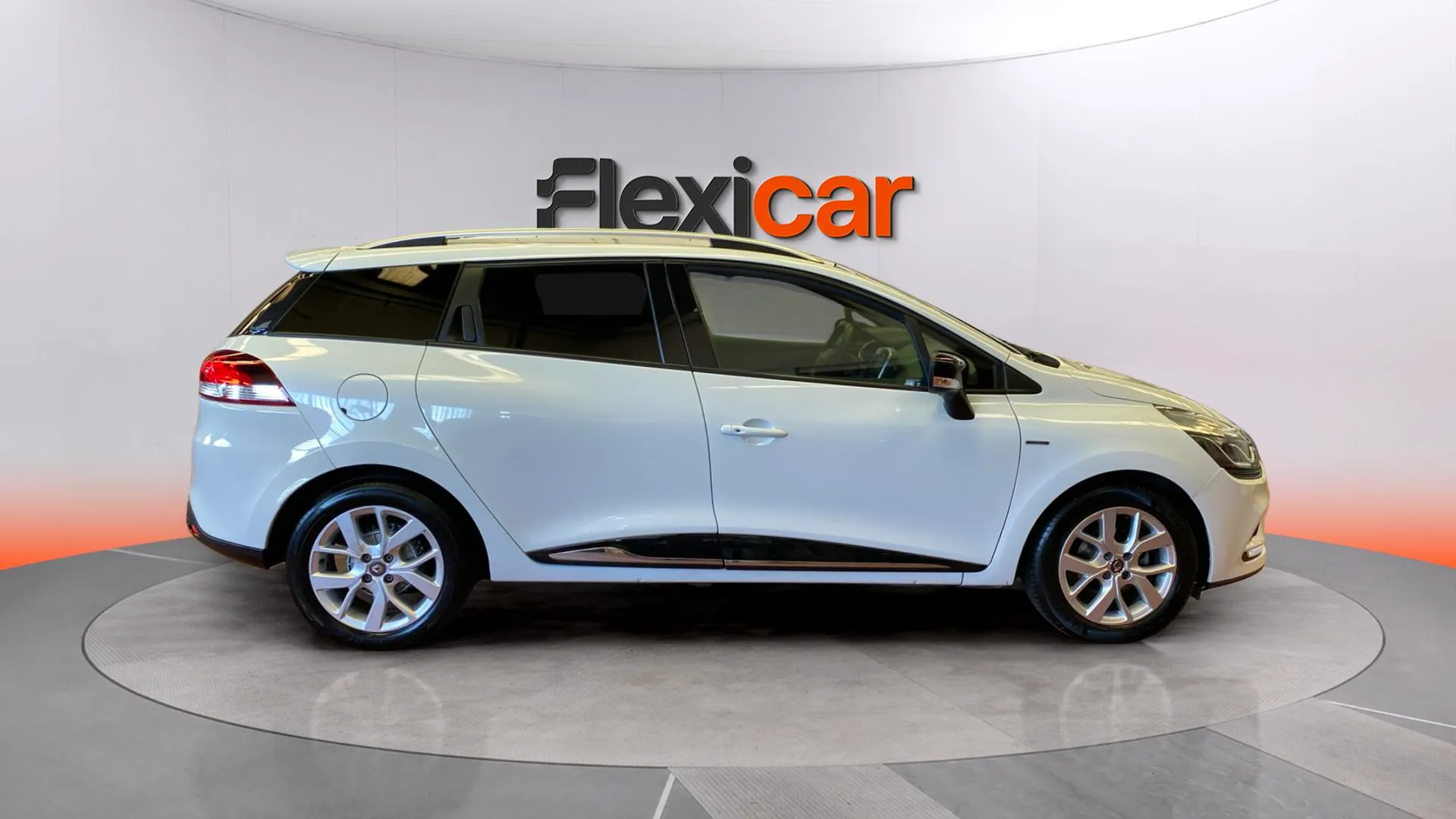 Renault Clio Sp. T. Limited TCe -18 - foto 8